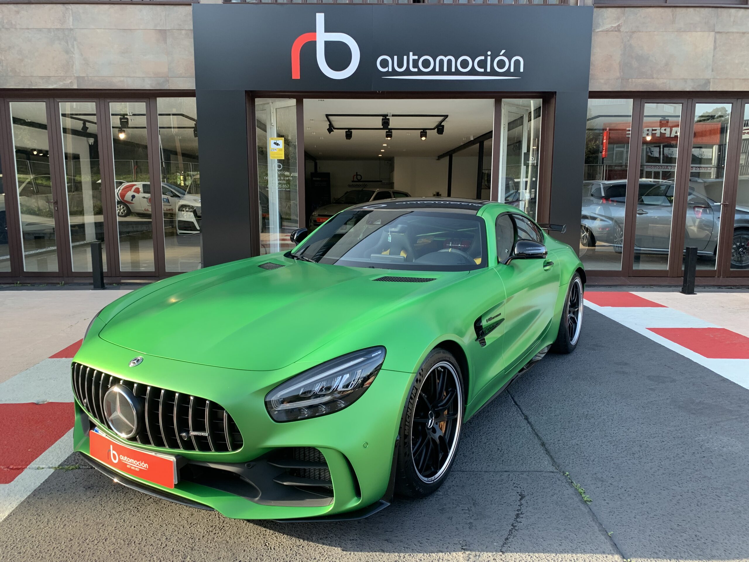 MERCEDES-BENZ Mercedes-AMG GT MercedesAMG GT R Coupe