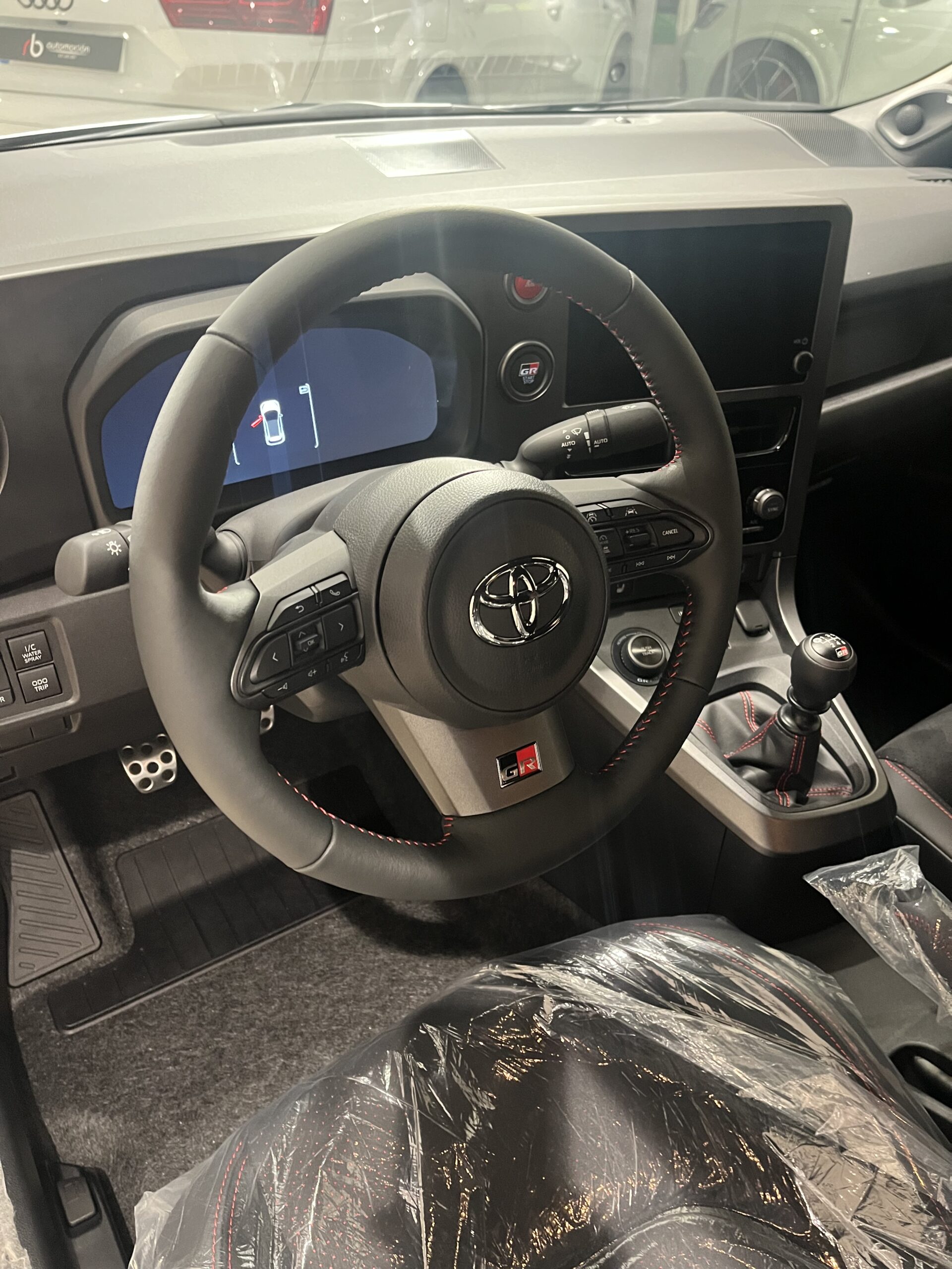 TOYOTA GR Yaris 1.6T 276 MANUAL RZ