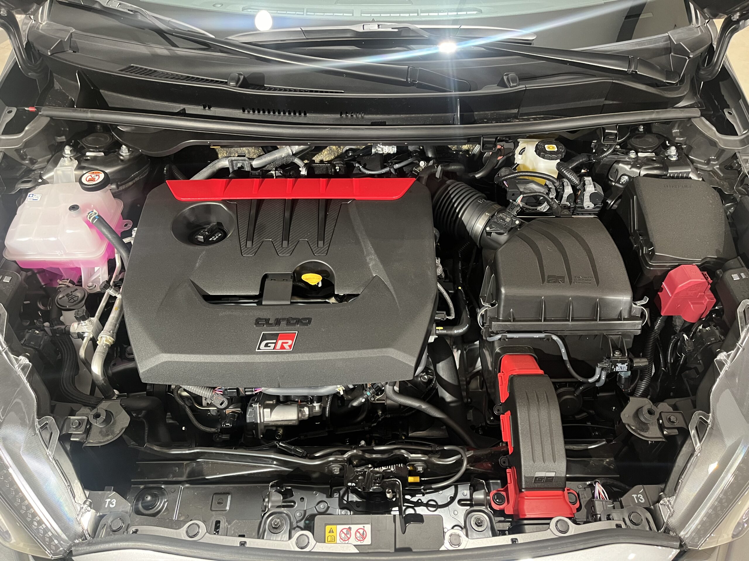 TOYOTA GR Yaris 1.6T 276 MANUAL RZ