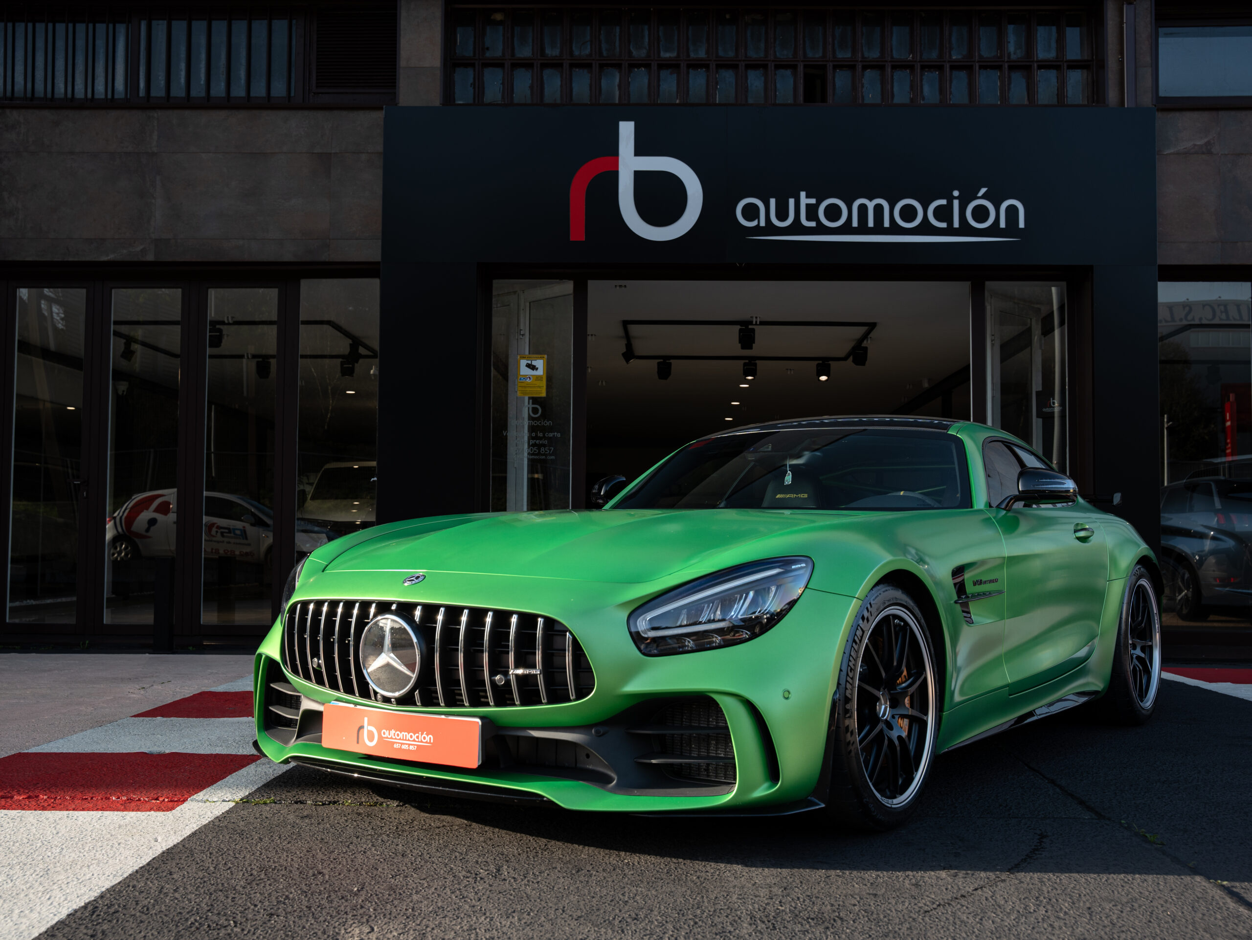 MERCEDES-BENZ Mercedes-AMG GT MercedesAMG GT R Coupe