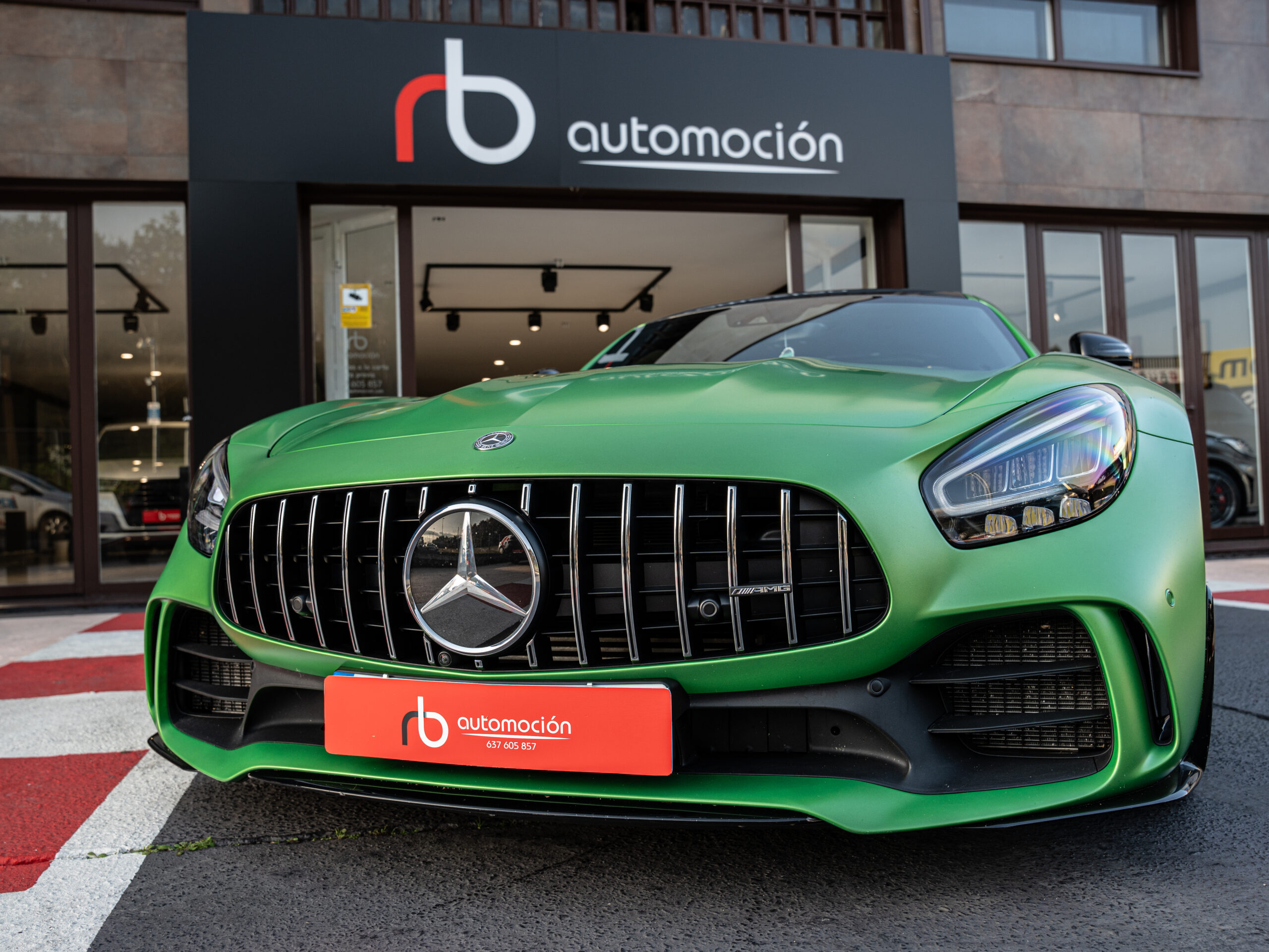 MERCEDES-BENZ Mercedes-AMG GT MercedesAMG GT R Coupe
