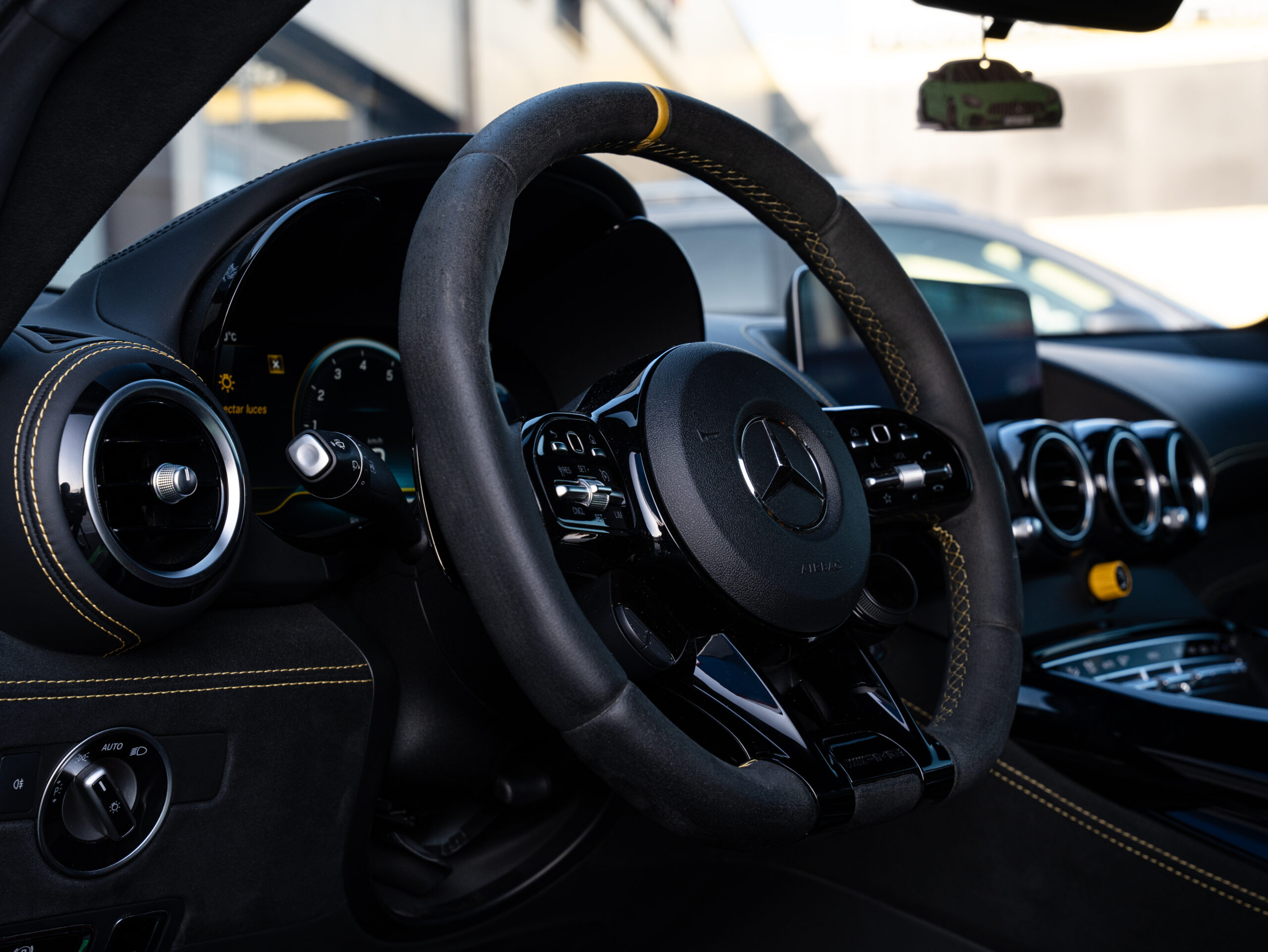 MERCEDES-BENZ Mercedes-AMG GT MercedesAMG GT R Coupe