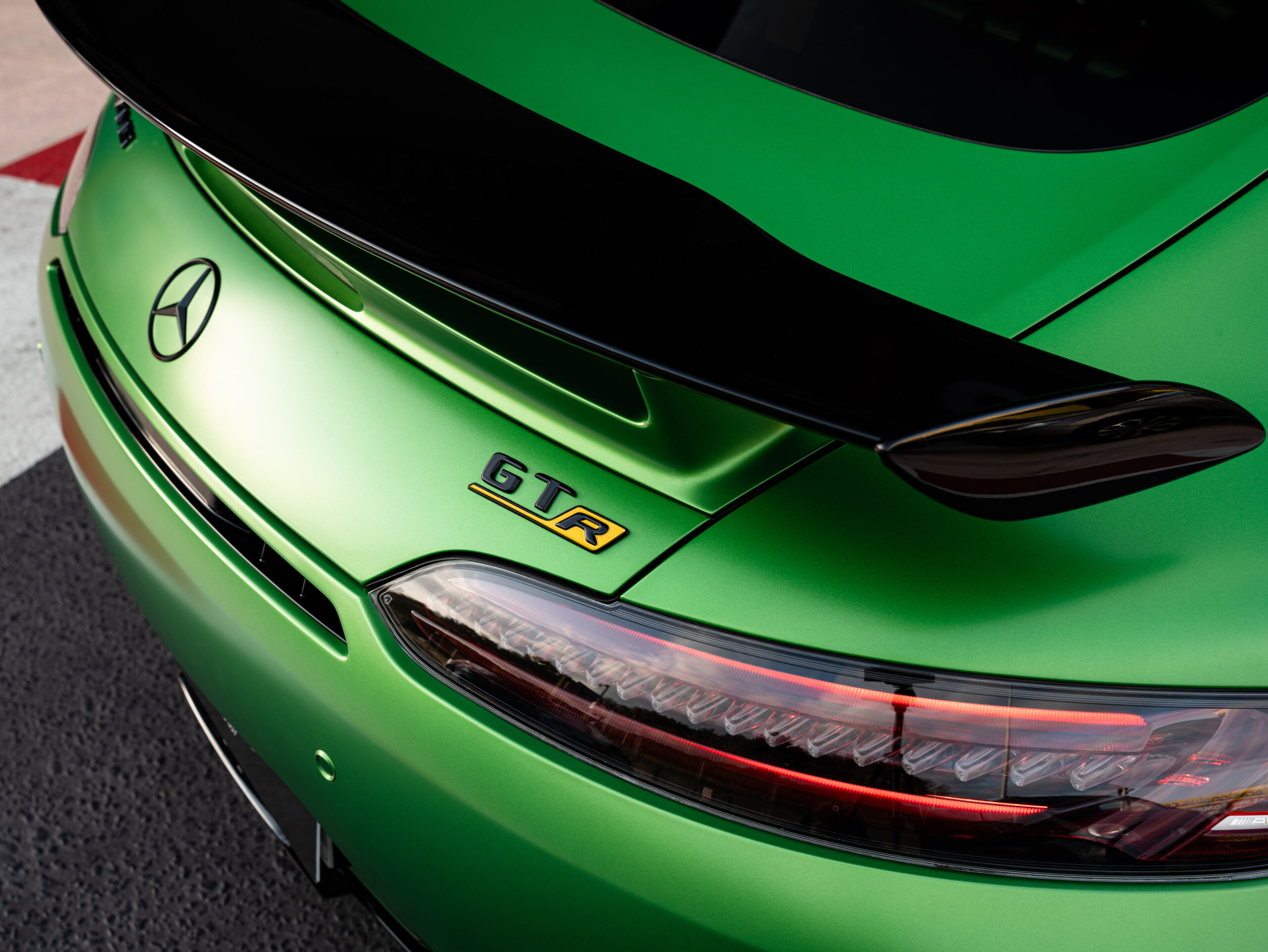 MERCEDES-BENZ Mercedes-AMG GT MercedesAMG GT R Coupe