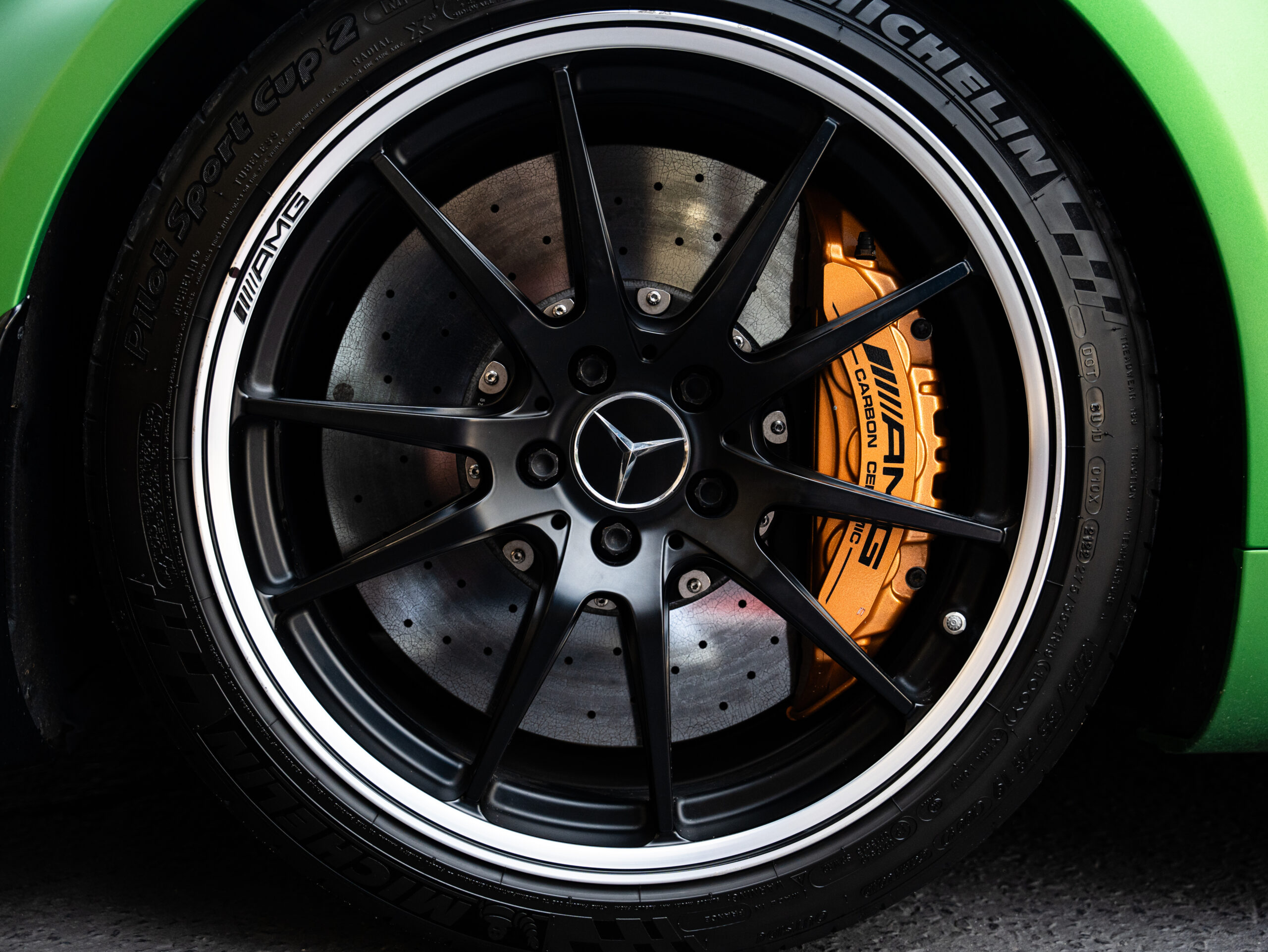 MERCEDES-BENZ Mercedes-AMG GT MercedesAMG GT R Coupe