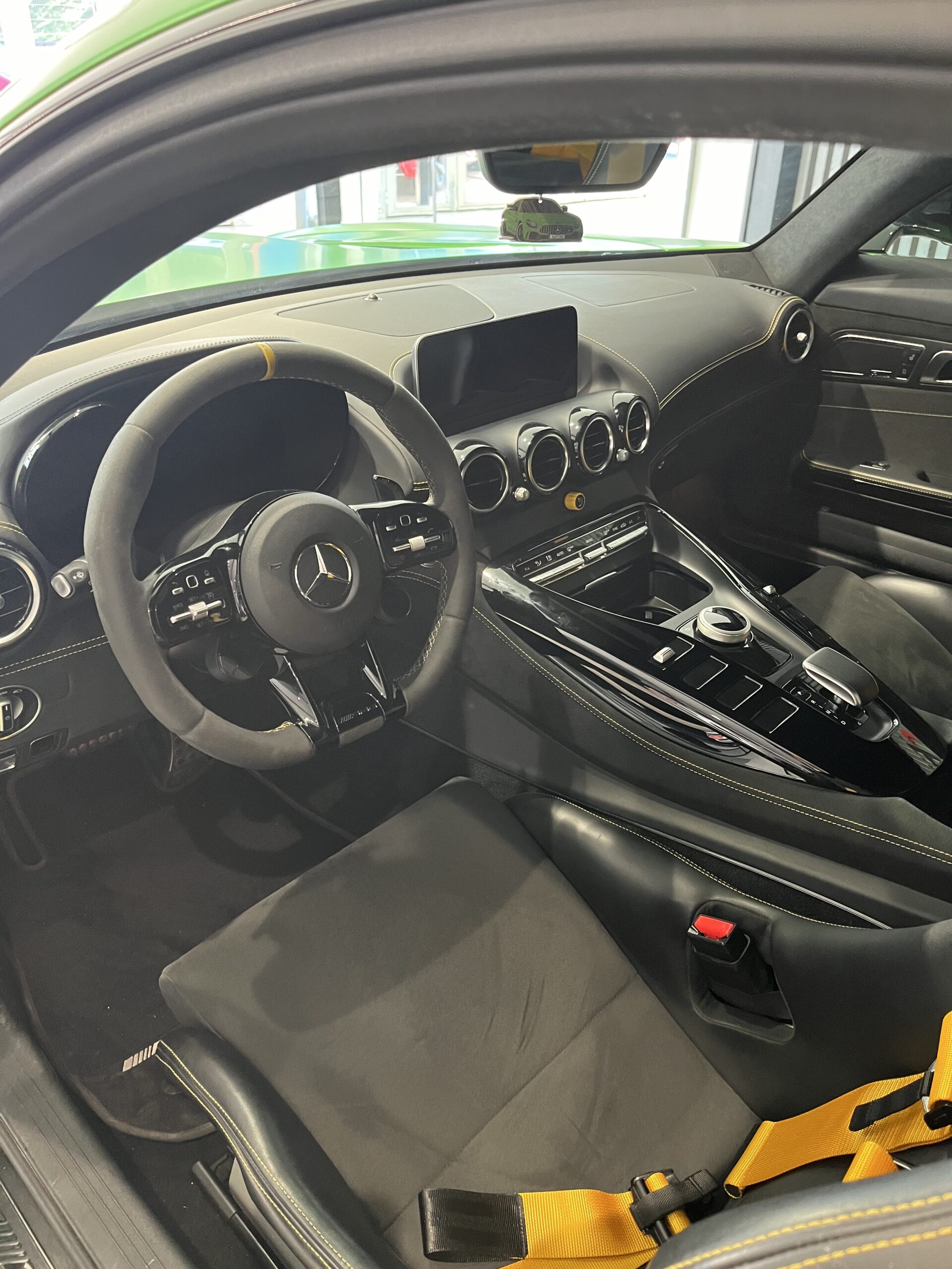 MERCEDES-BENZ Mercedes-AMG GT MercedesAMG GT R Coupe