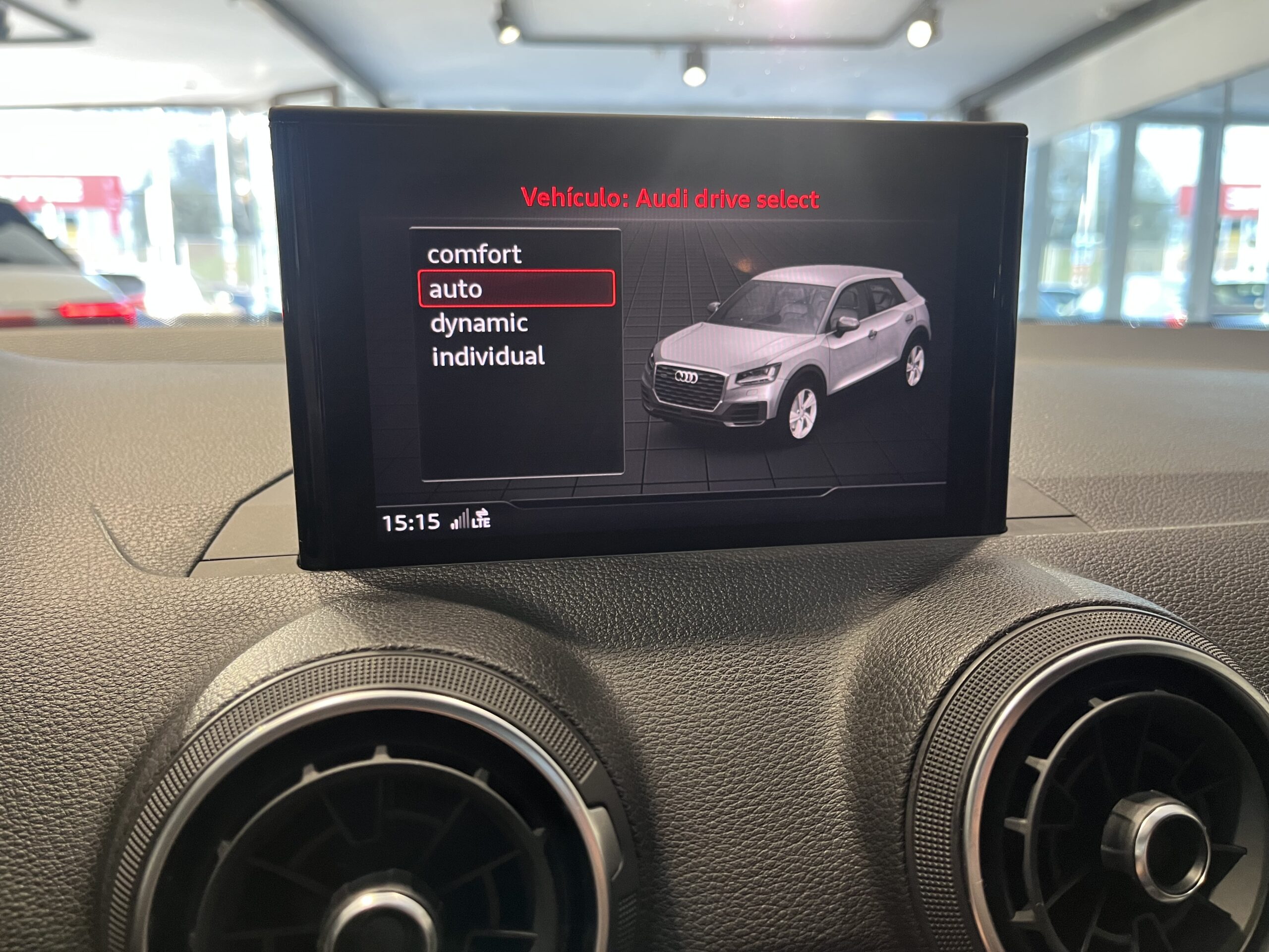 AUDI Q2 Sport 30 TDI S tronic