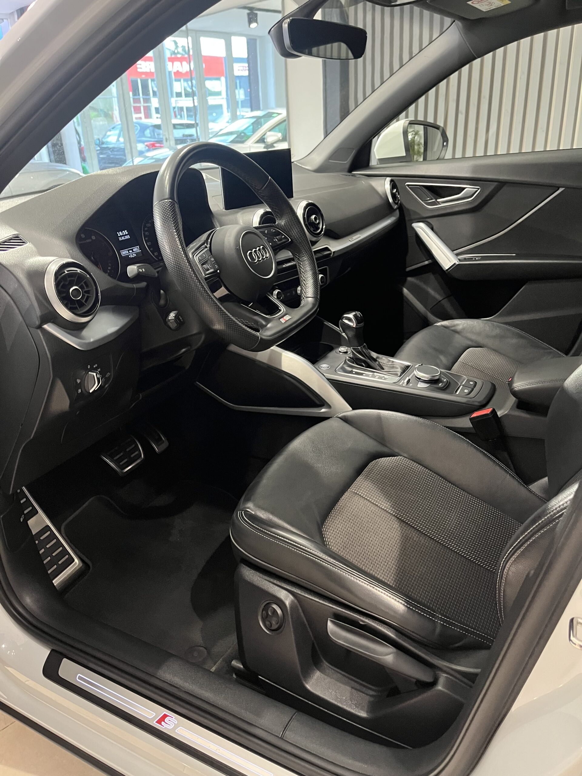 AUDI Q2 S line 35 TFSI S tronic