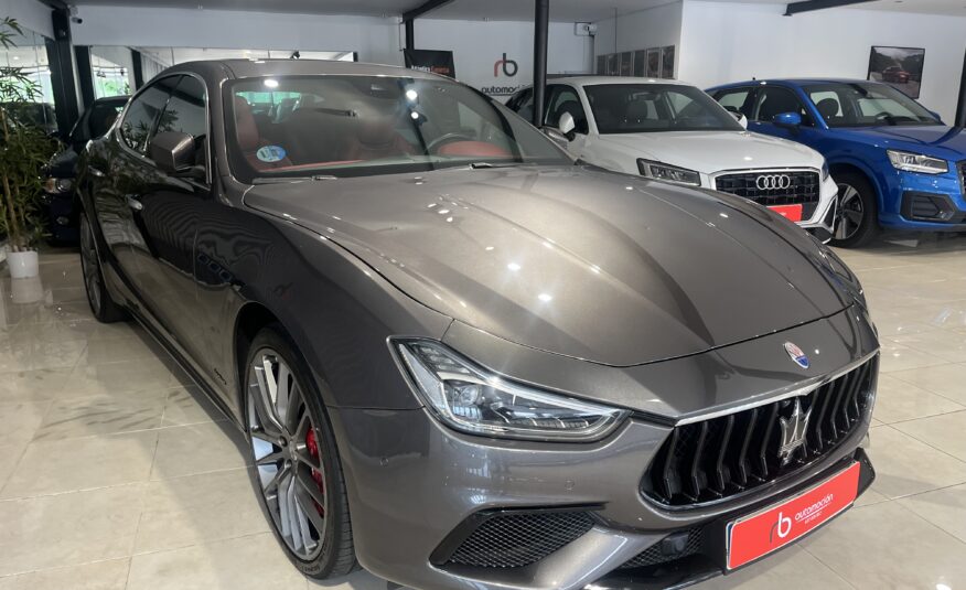MASERATI Ghibli GranSport 2.0 L4 HybridGasolina