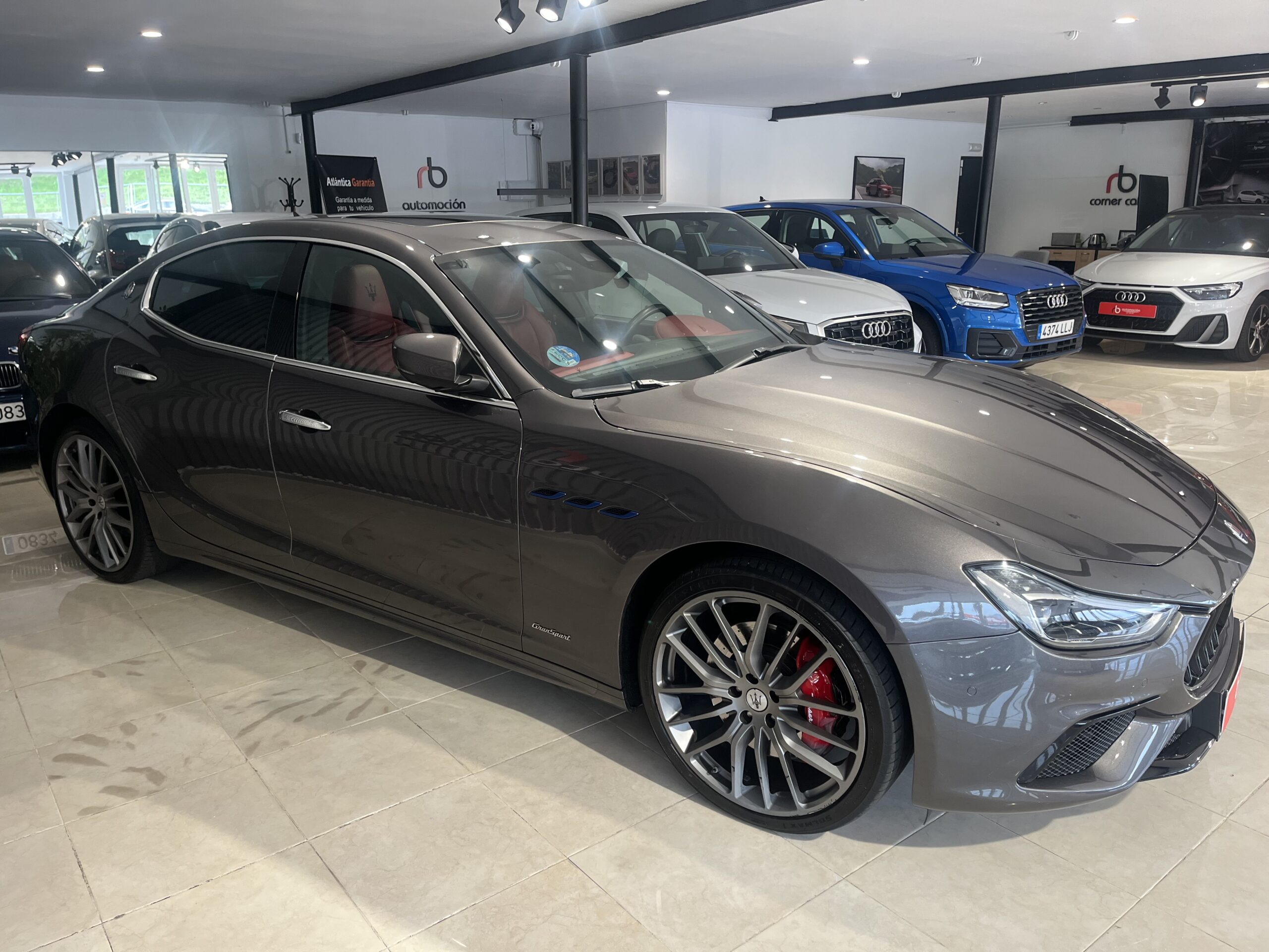 MASERATI Ghibli GranSport 2.0 L4 HybridGasolina