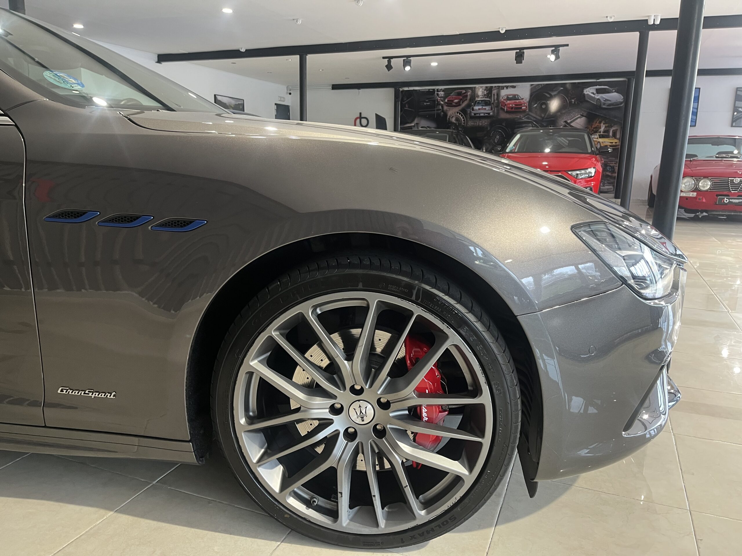 MASERATI Ghibli GranSport 2.0 L4 HybridGasolina