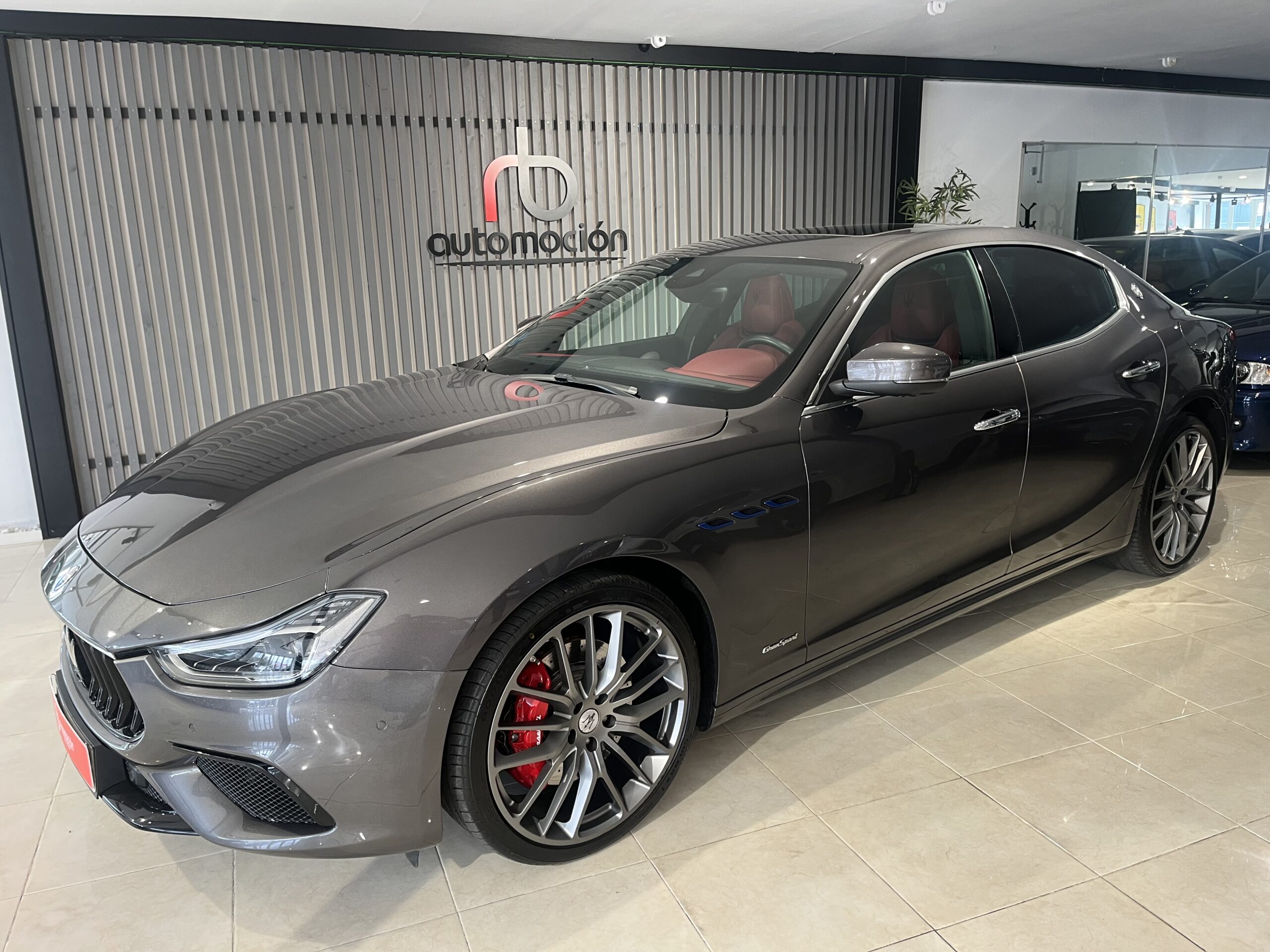 MASERATI Ghibli GranSport 2.0 L4 HybridGasolina