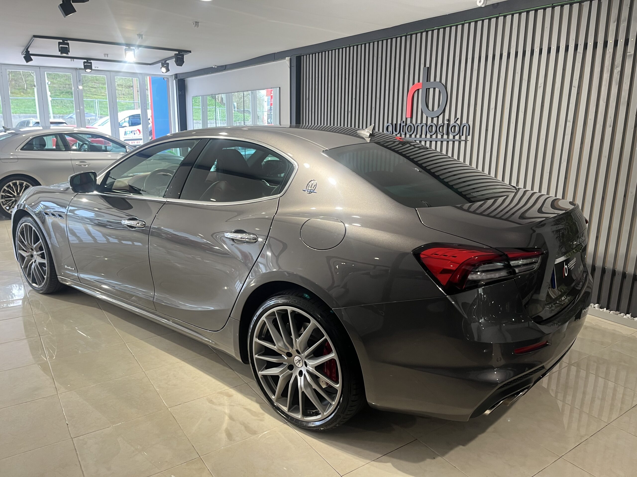 MASERATI Ghibli GranSport 2.0 L4 HybridGasolina
