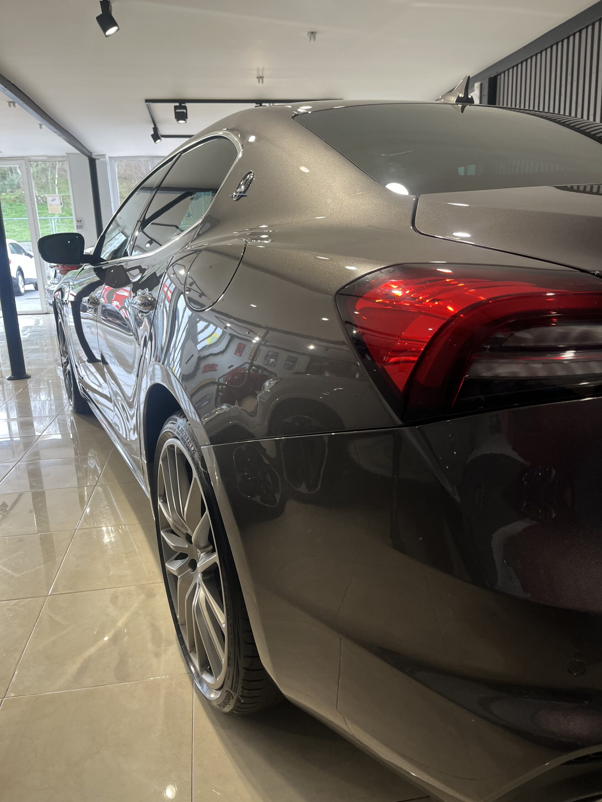 MASERATI Ghibli GranSport 2.0 L4 HybridGasolina