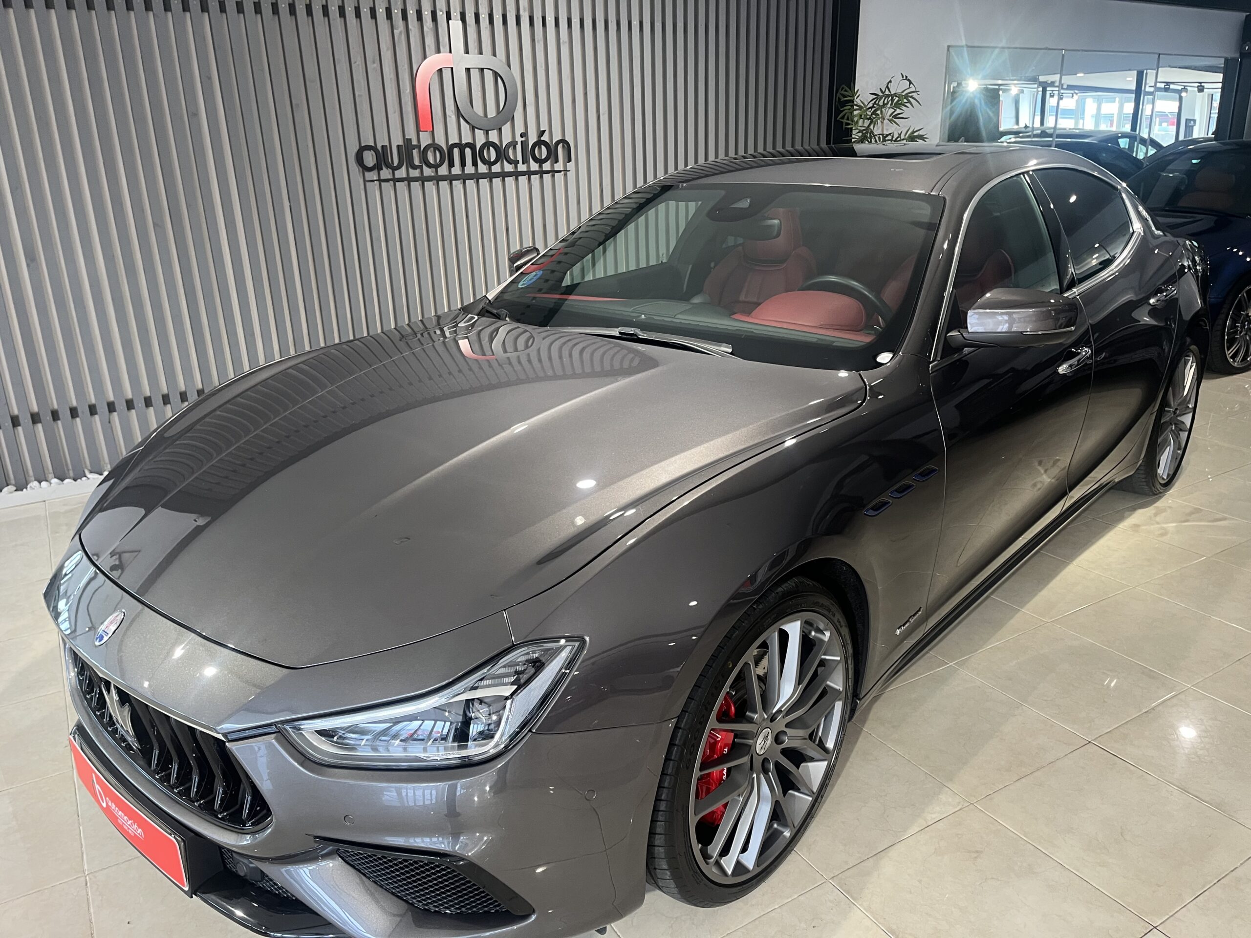 MASERATI Ghibli GranSport 2.0 L4 HybridGasolina