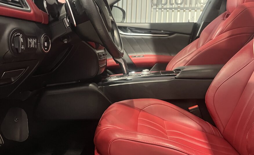 MASERATI Ghibli GranSport 2.0 L4 HybridGasolina