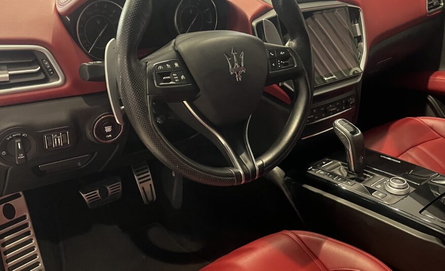 MASERATI Ghibli GranSport 2.0 L4 HybridGasolina