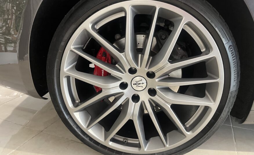 MASERATI Ghibli GranSport 2.0 L4 HybridGasolina