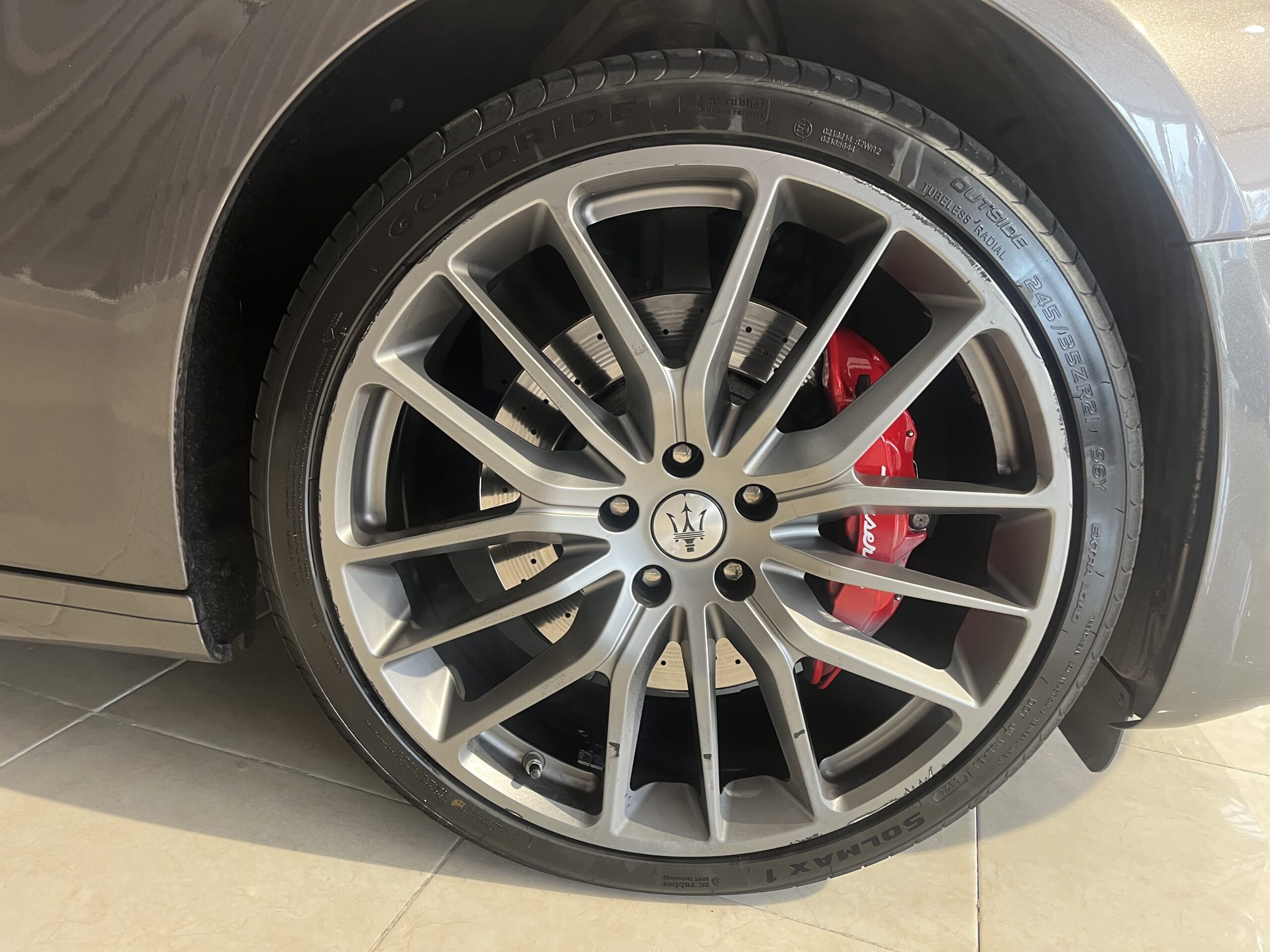 MASERATI Ghibli GranSport 2.0 L4 HybridGasolina