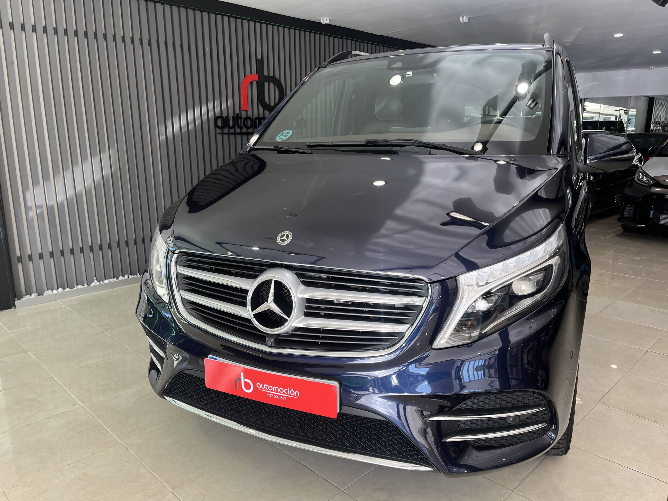 MERCEDES-BENZ Clase V 250 d Avantgarde Largo