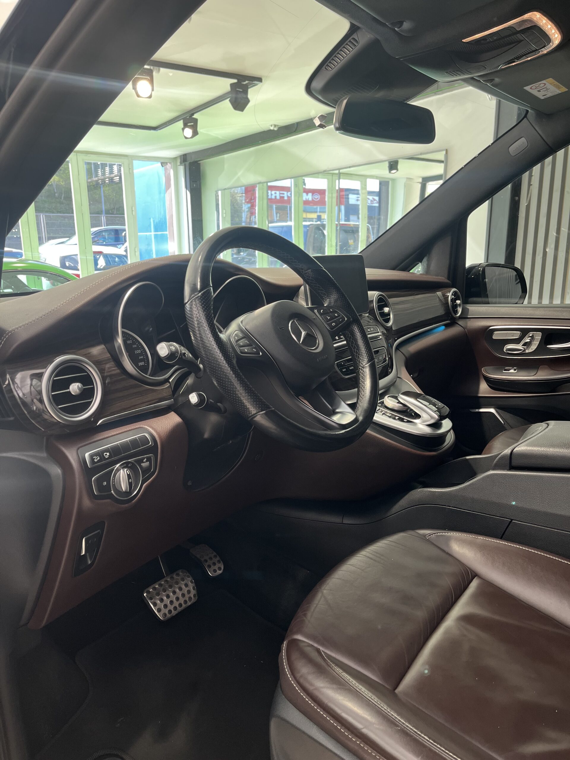 MERCEDES-BENZ Clase V 250 d Avantgarde Largo