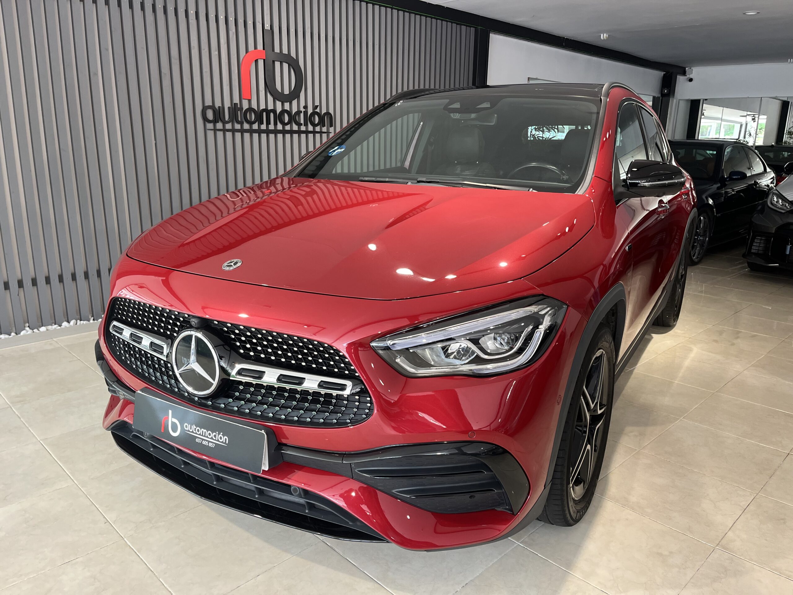 MERCEDES-BENZ GLA GLA 250 e