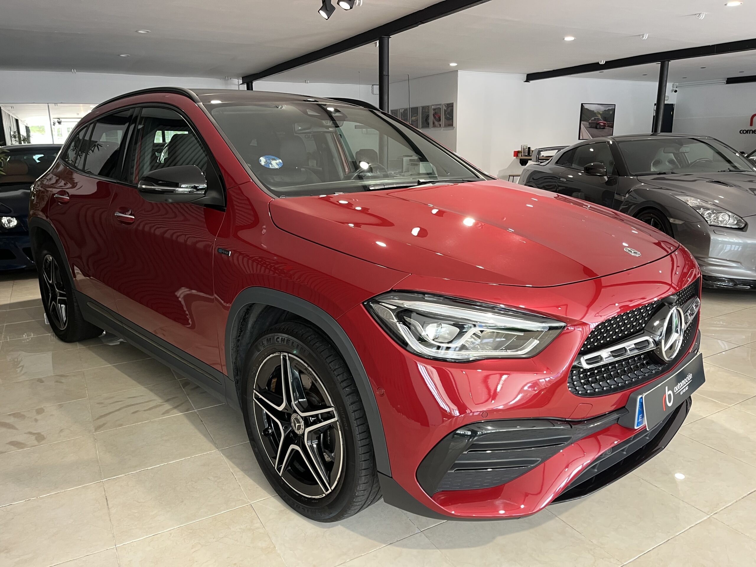 MERCEDES-BENZ GLA GLA 250 e