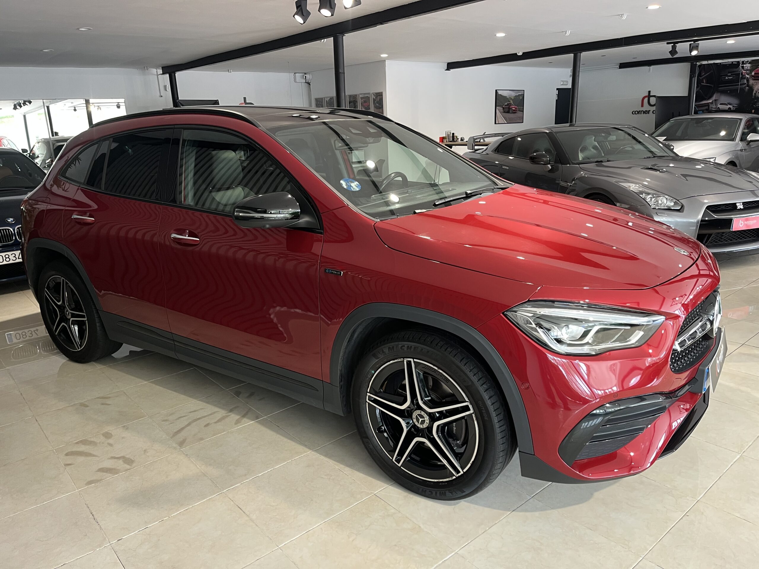 MERCEDES-BENZ GLA GLA 250 e