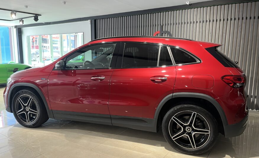 MERCEDES-BENZ GLA GLA 250 e