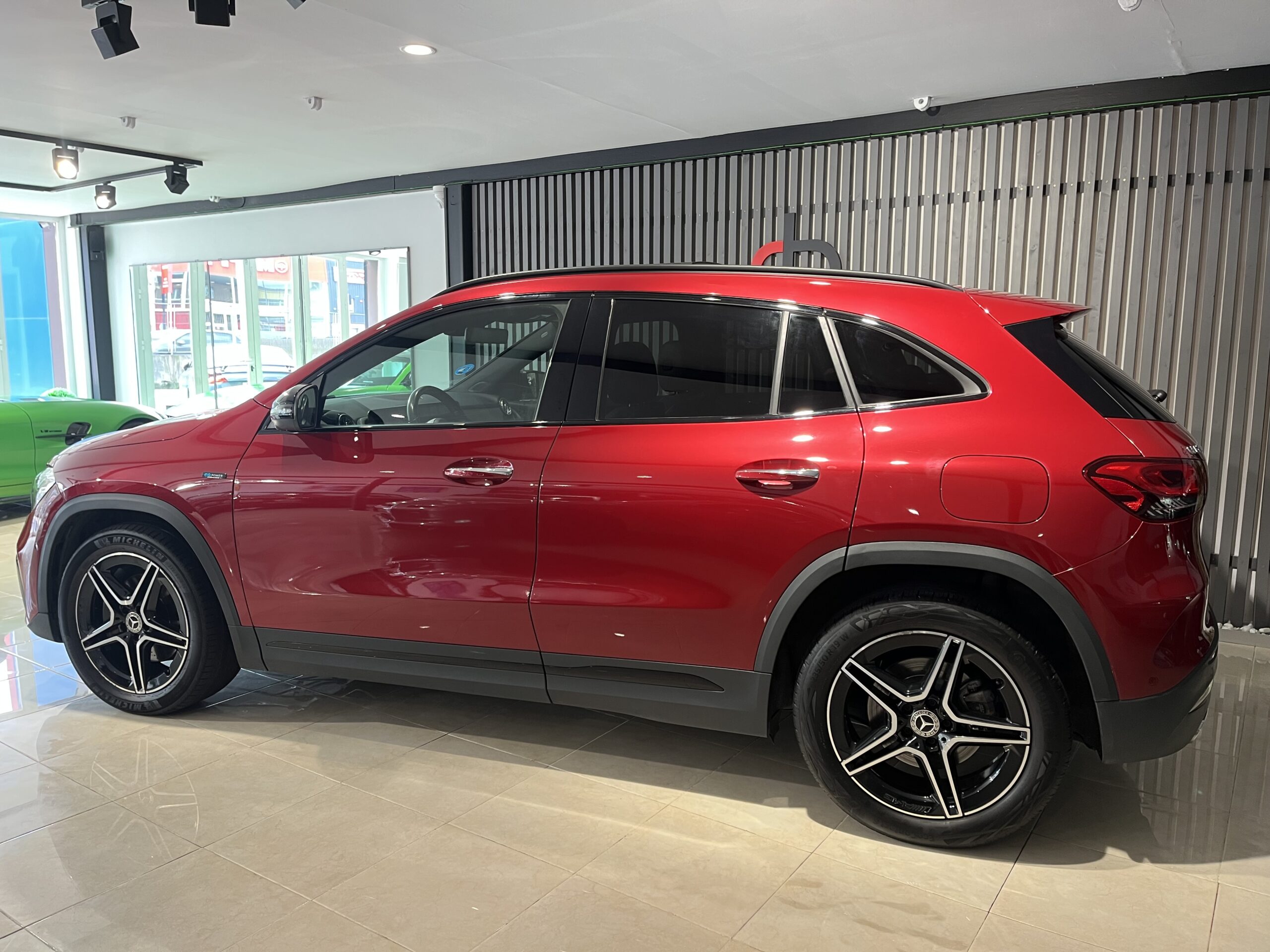 MERCEDES-BENZ GLA GLA 250 e