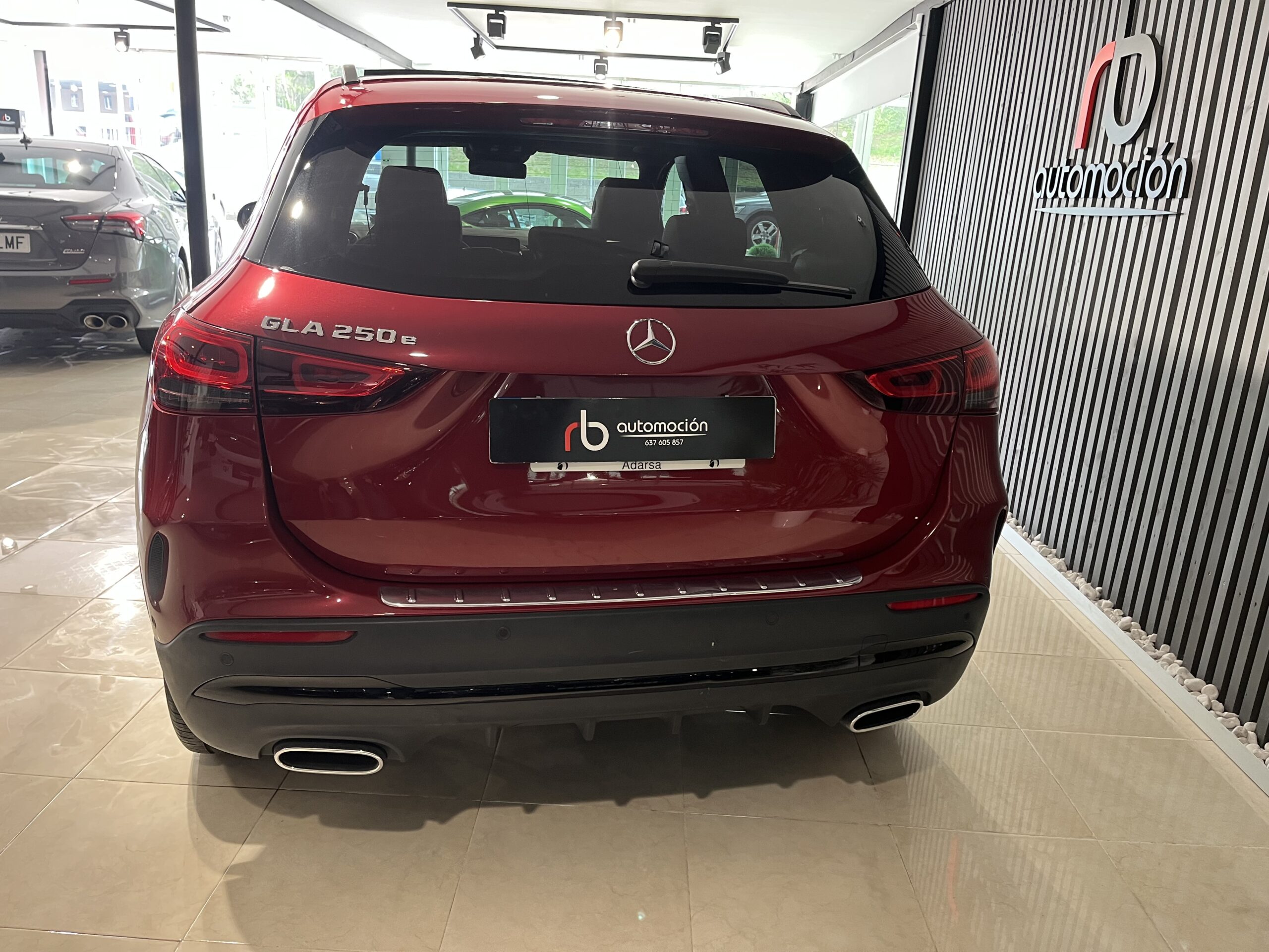 MERCEDES-BENZ GLA GLA 250 e