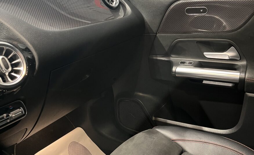 MERCEDES-BENZ GLA GLA 250 e