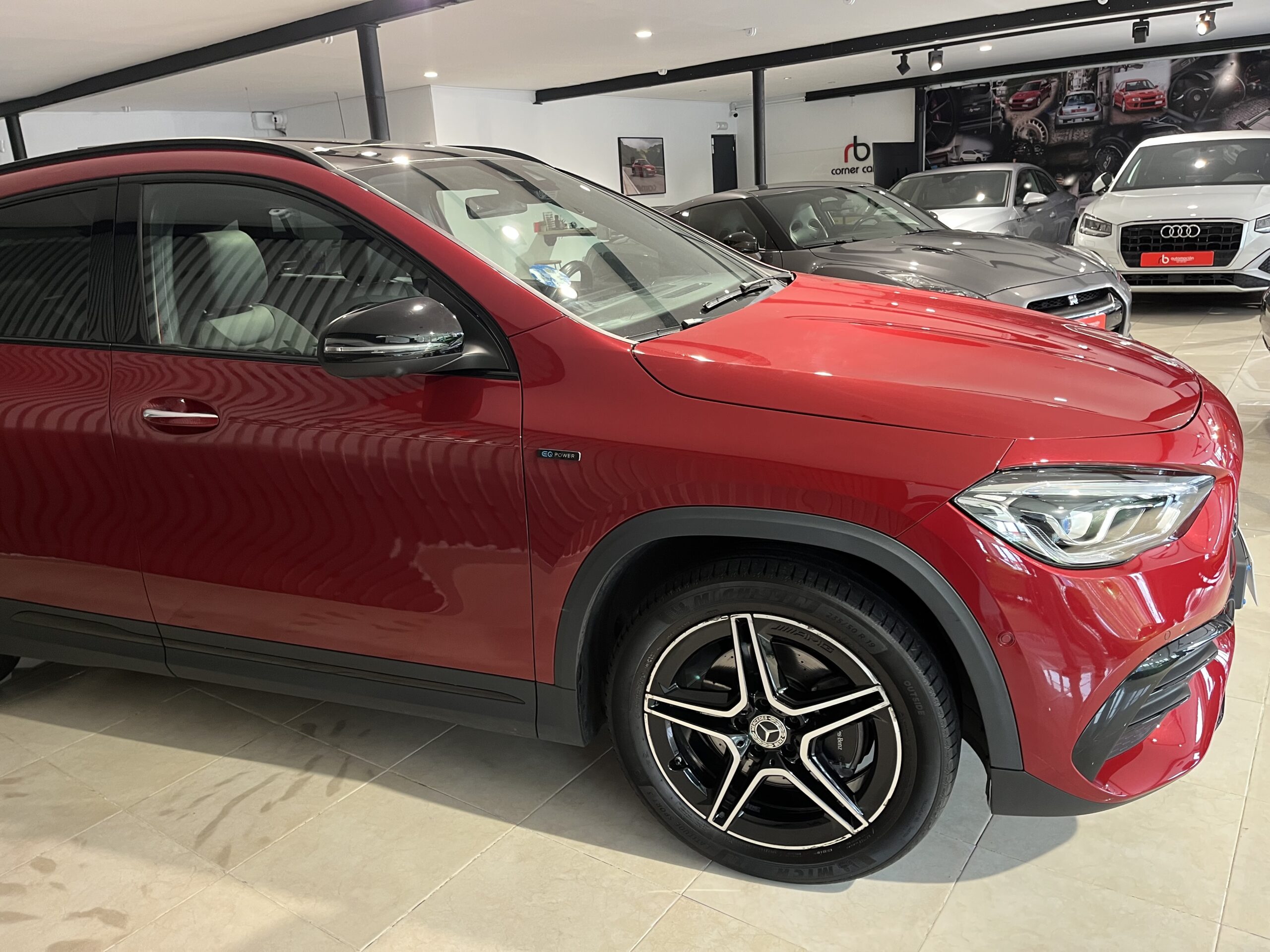 MERCEDES-BENZ GLA GLA 250 e