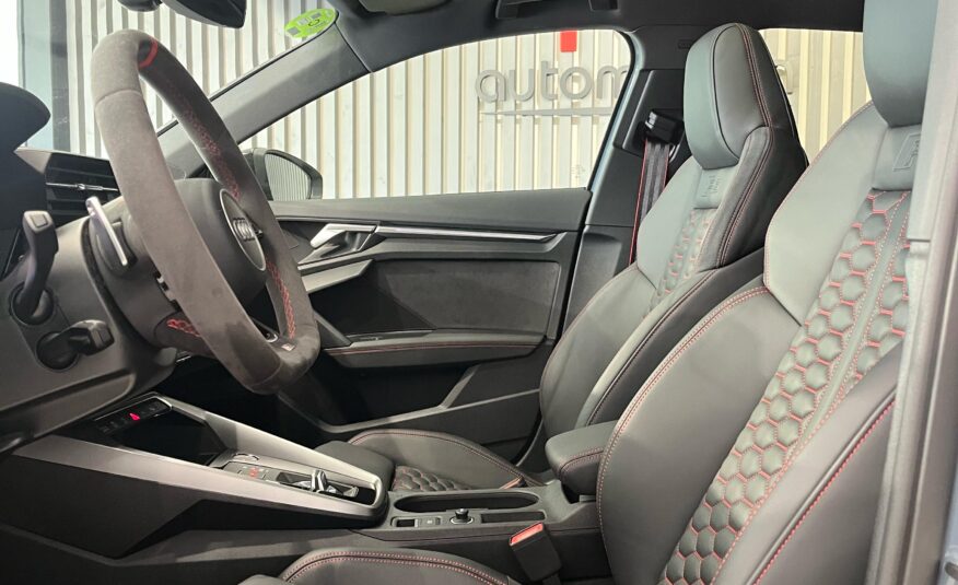 AUDI – A3 RS3 Sportback TFSI 294kW quattro S tron