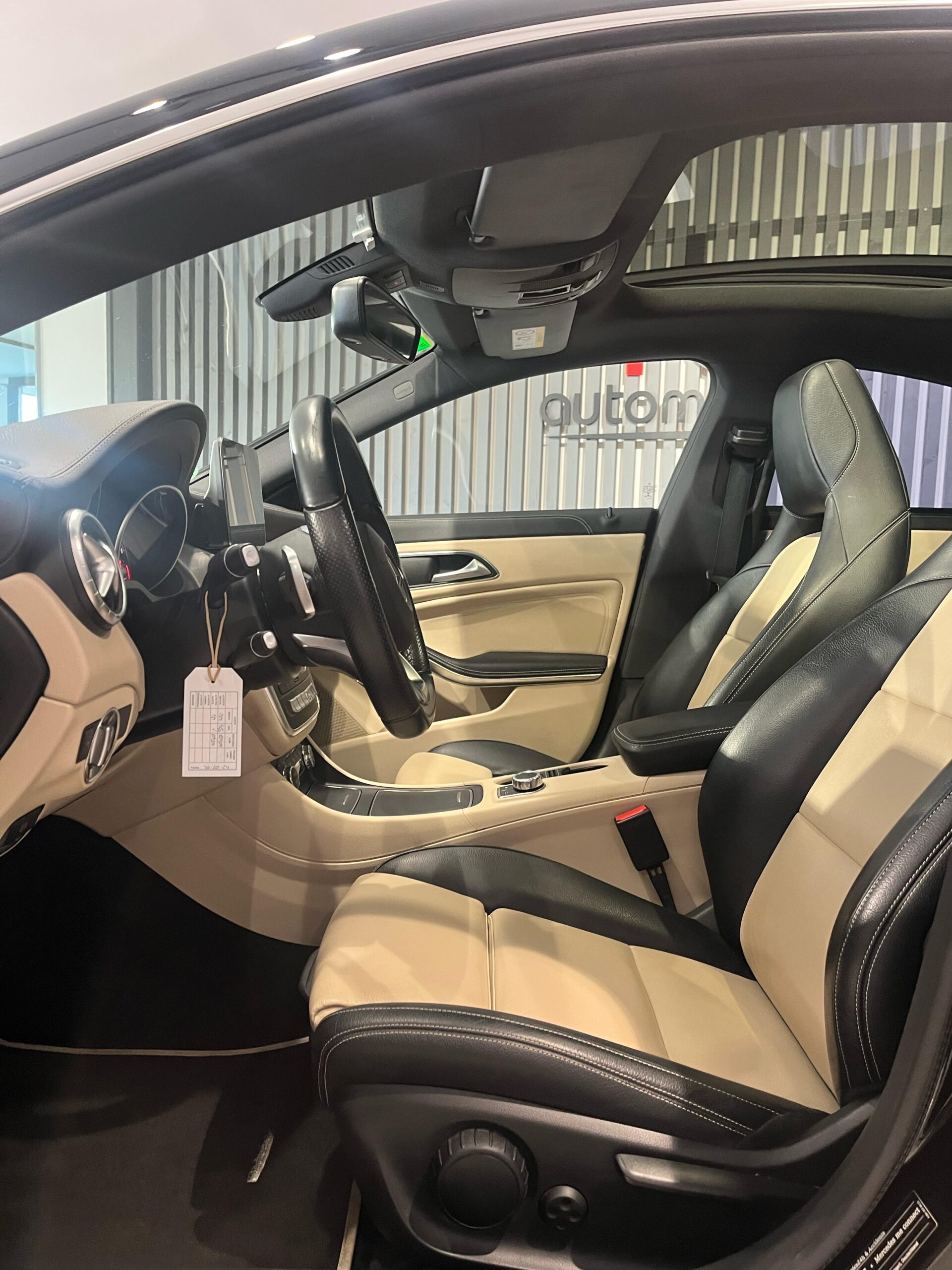 Mercedes-Benz CLA 220 CDI AMG Line-11/2017