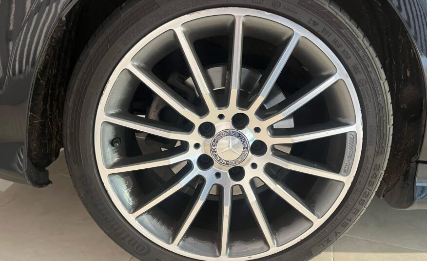 Mercedes-Benz CLA 220 CDI AMG Line-11/2017