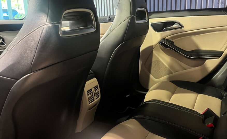 Mercedes-Benz CLA 220 CDI AMG Line-11/2017