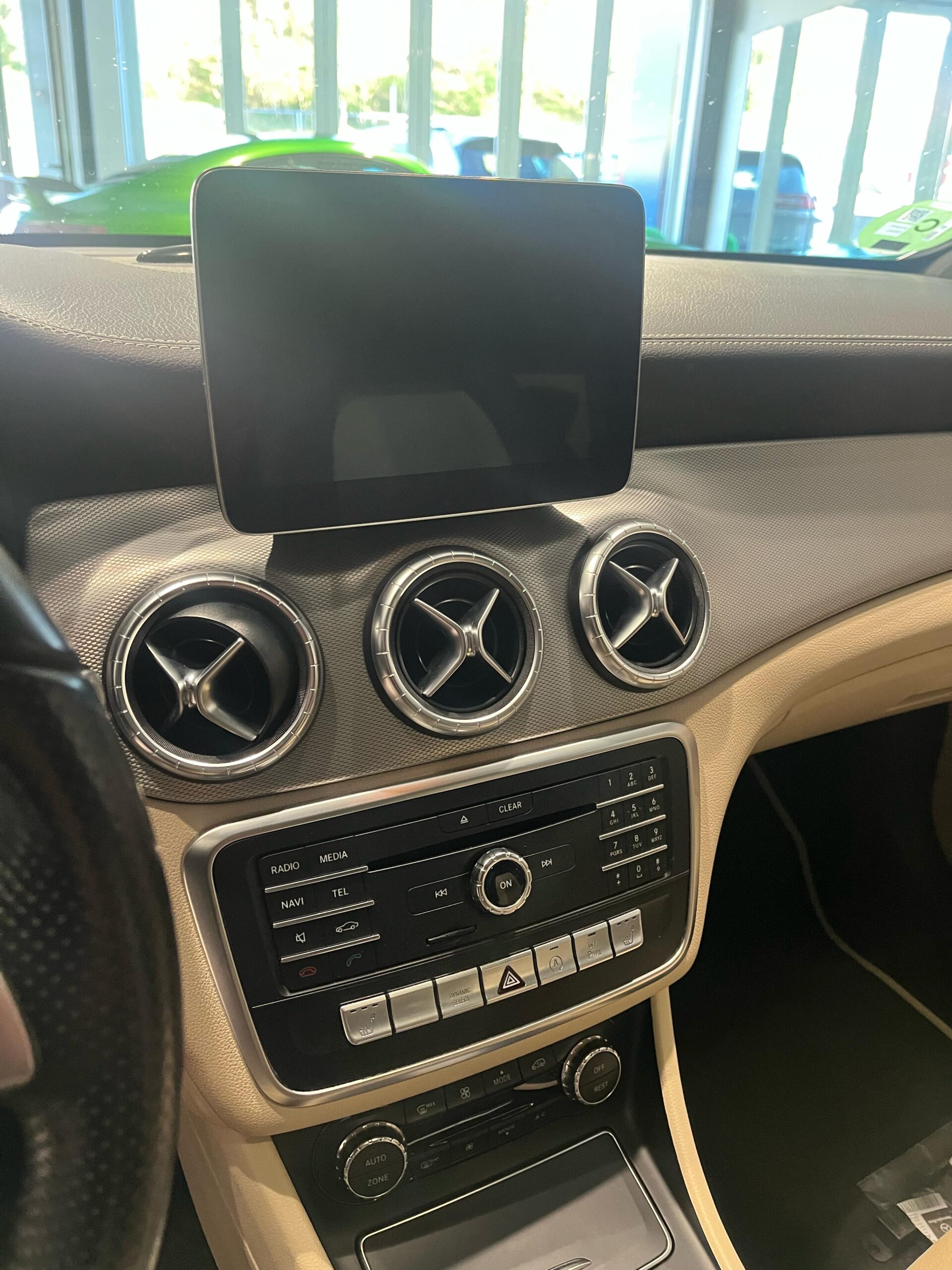 Mercedes-Benz CLA 220 CDI AMG Line-11/2017