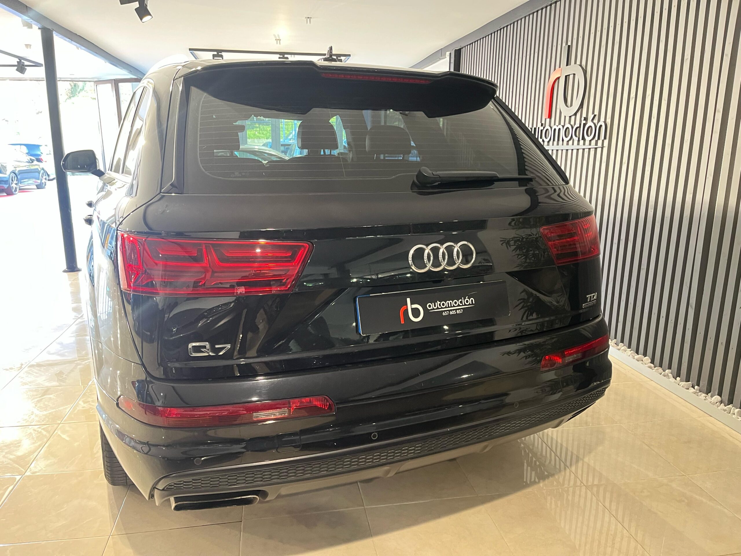 AUDI – Q7 3.0 TDI 272CV quattro tiptronic Sport
