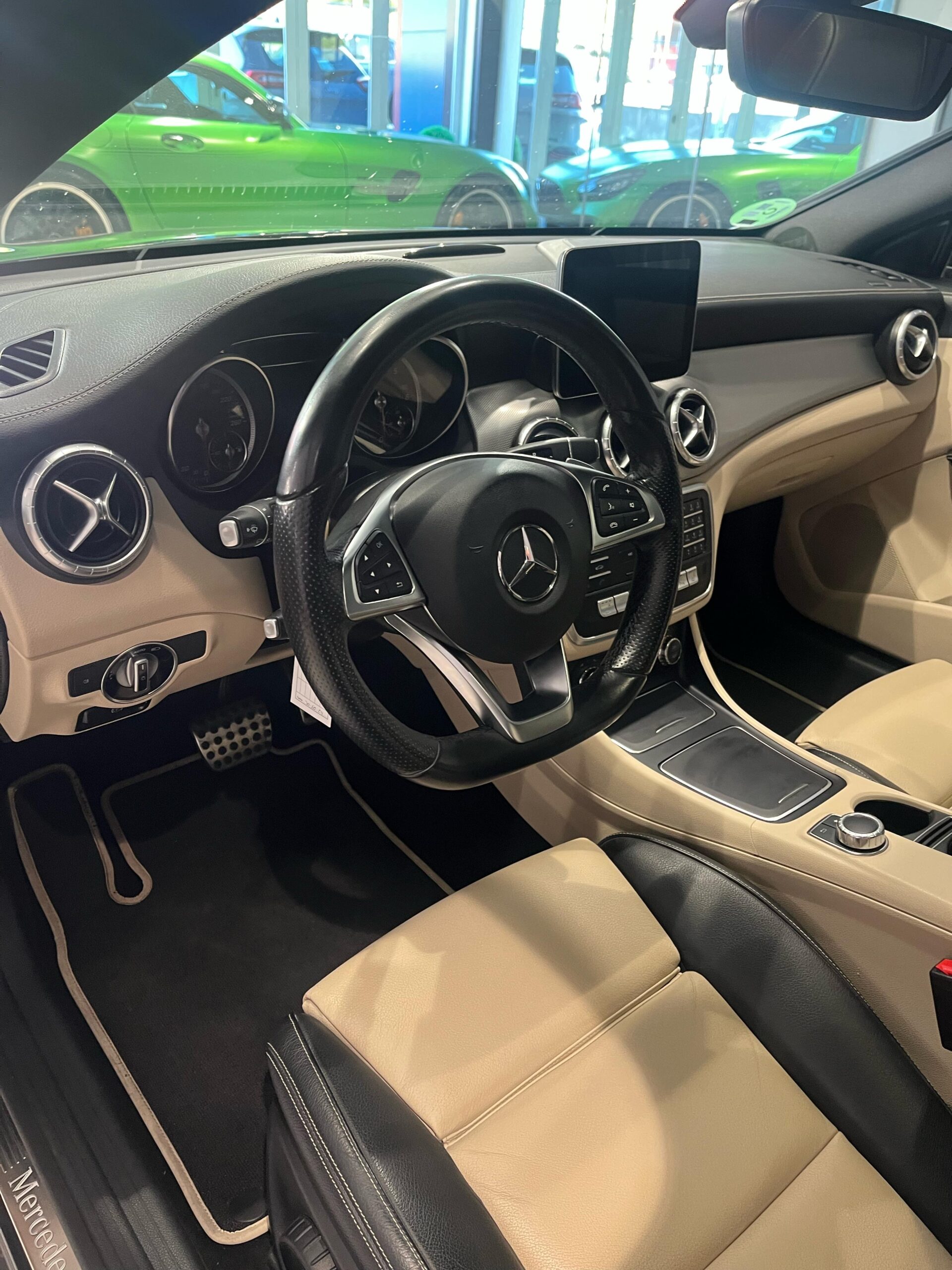 Mercedes-Benz CLA 220 CDI AMG Line-11/2017