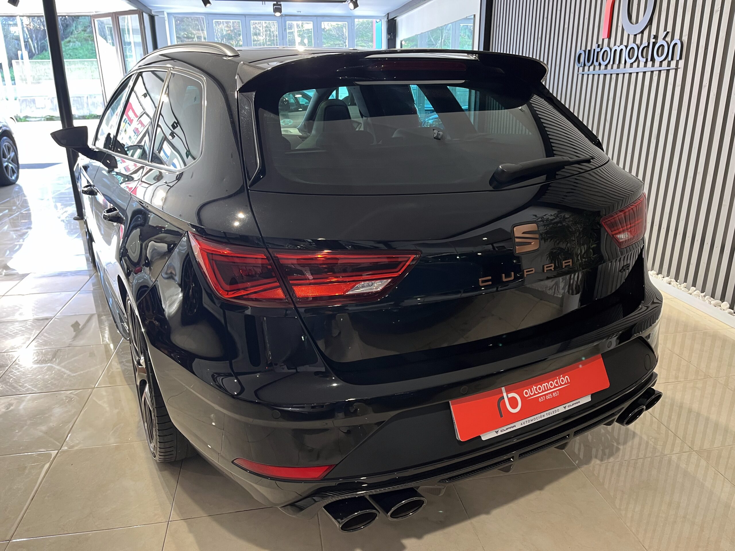 SEAT León ST 2.0 TSI 4Drive DSG SS Cupra