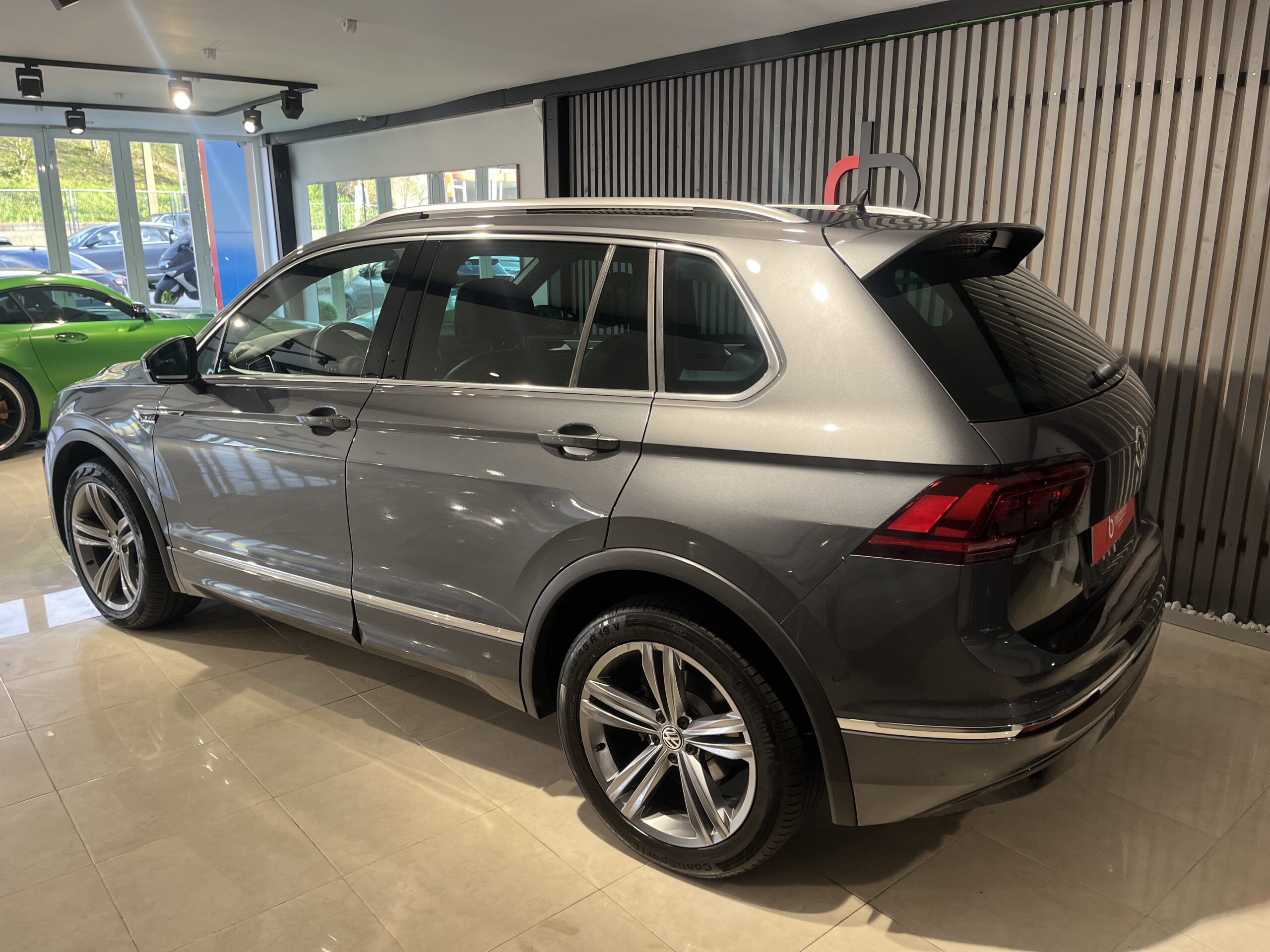 VOLKSWAGEN Tiguan Sport 1.4 TSI 4Motion DSG