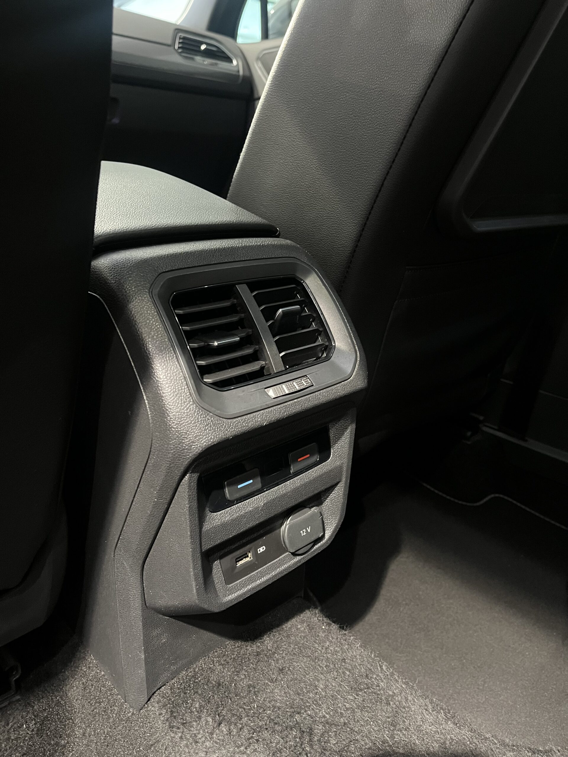 VOLKSWAGEN Tiguan Sport 1.4 TSI 4Motion DSG