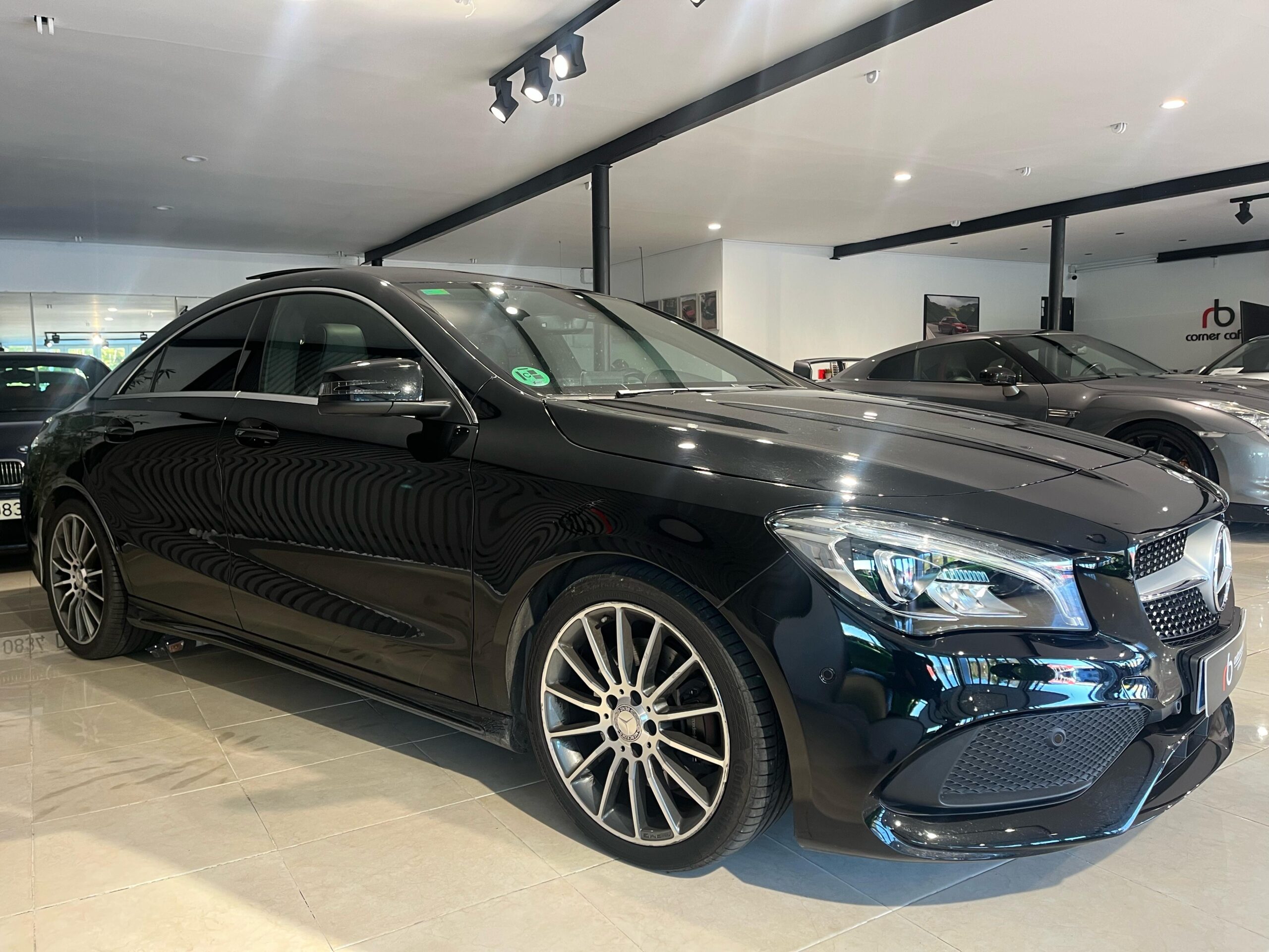 Mercedes-Benz CLA 220 CDI AMG Line-11/2017