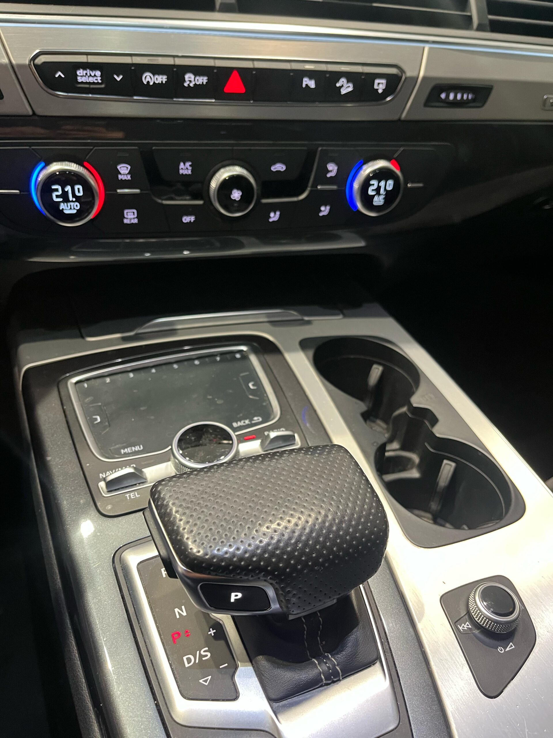 AUDI – Q7 3.0 TDI 272CV quattro tiptronic Sport