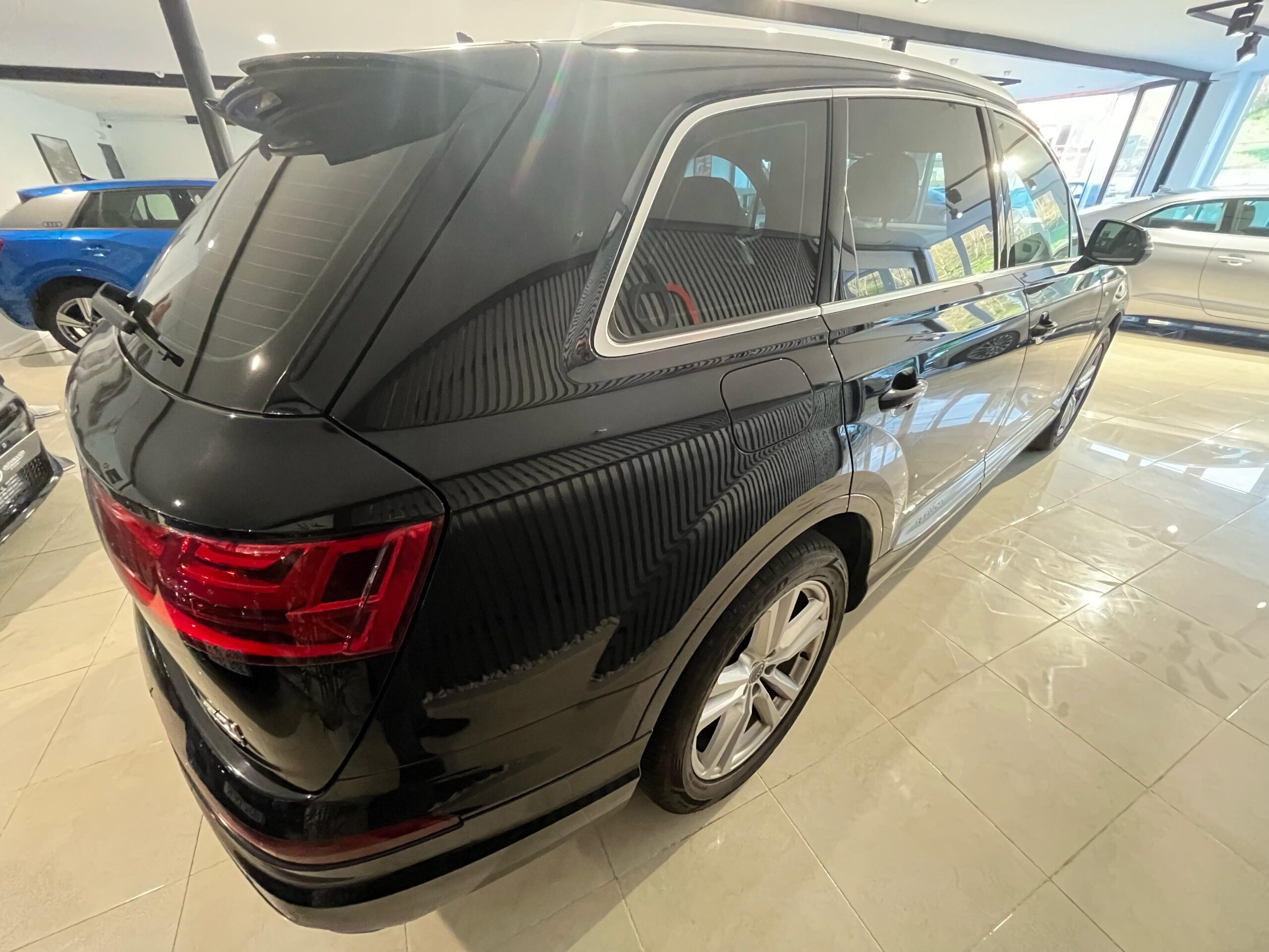 AUDI – Q7 3.0 TDI 272CV quattro tiptronic Sport