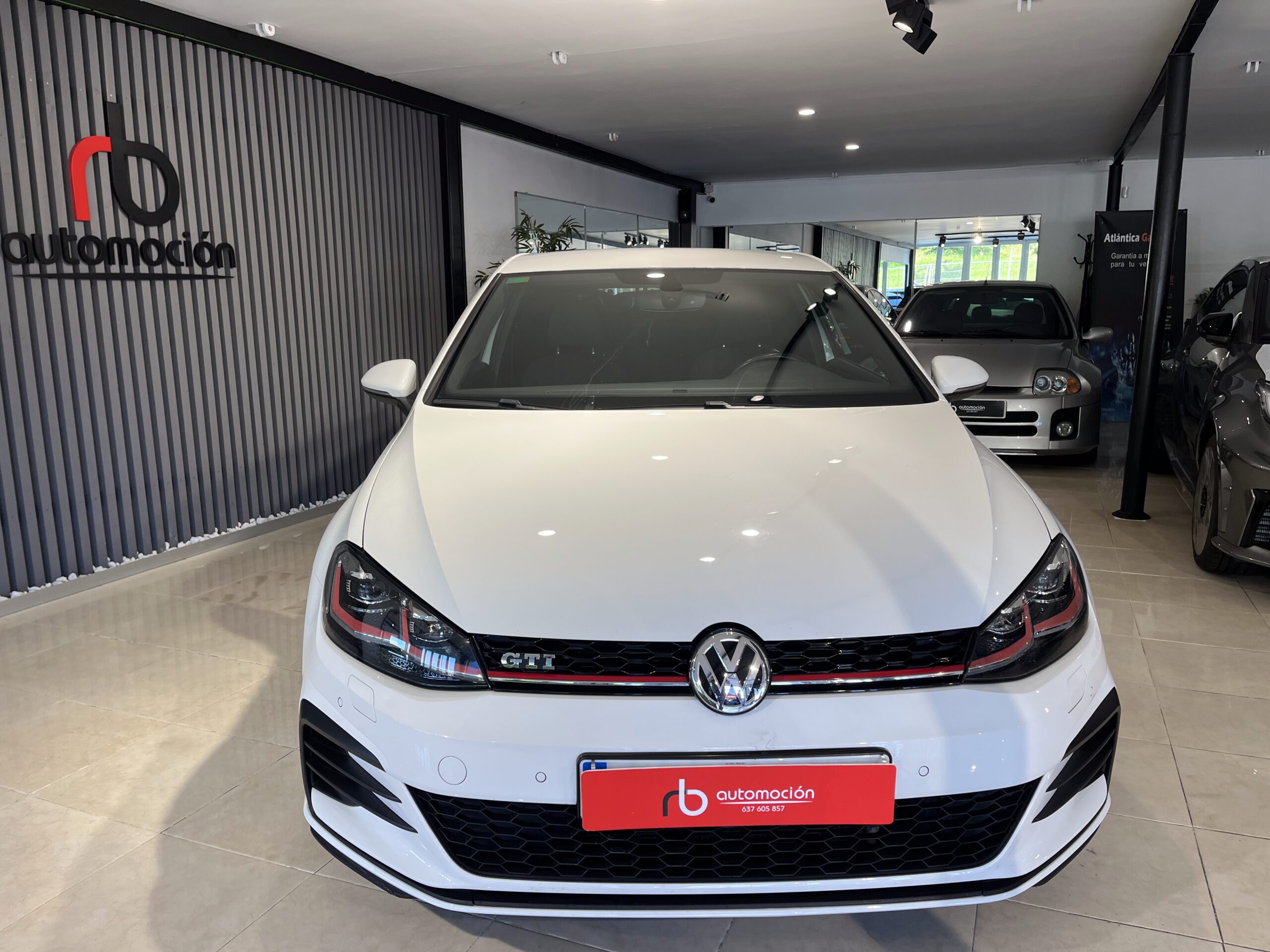 Volkswagen Gti 7.5 230cv