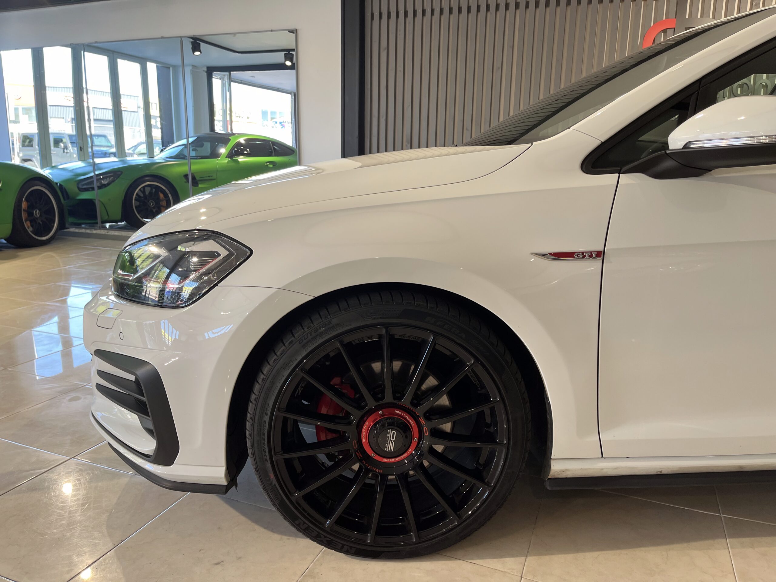 Volkswagen Gti 7.5 230cv