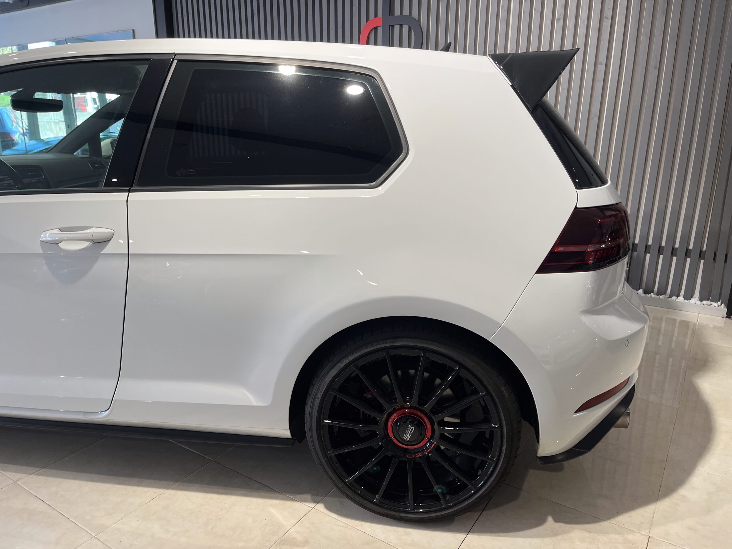 Volkswagen Gti 7.5 230cv