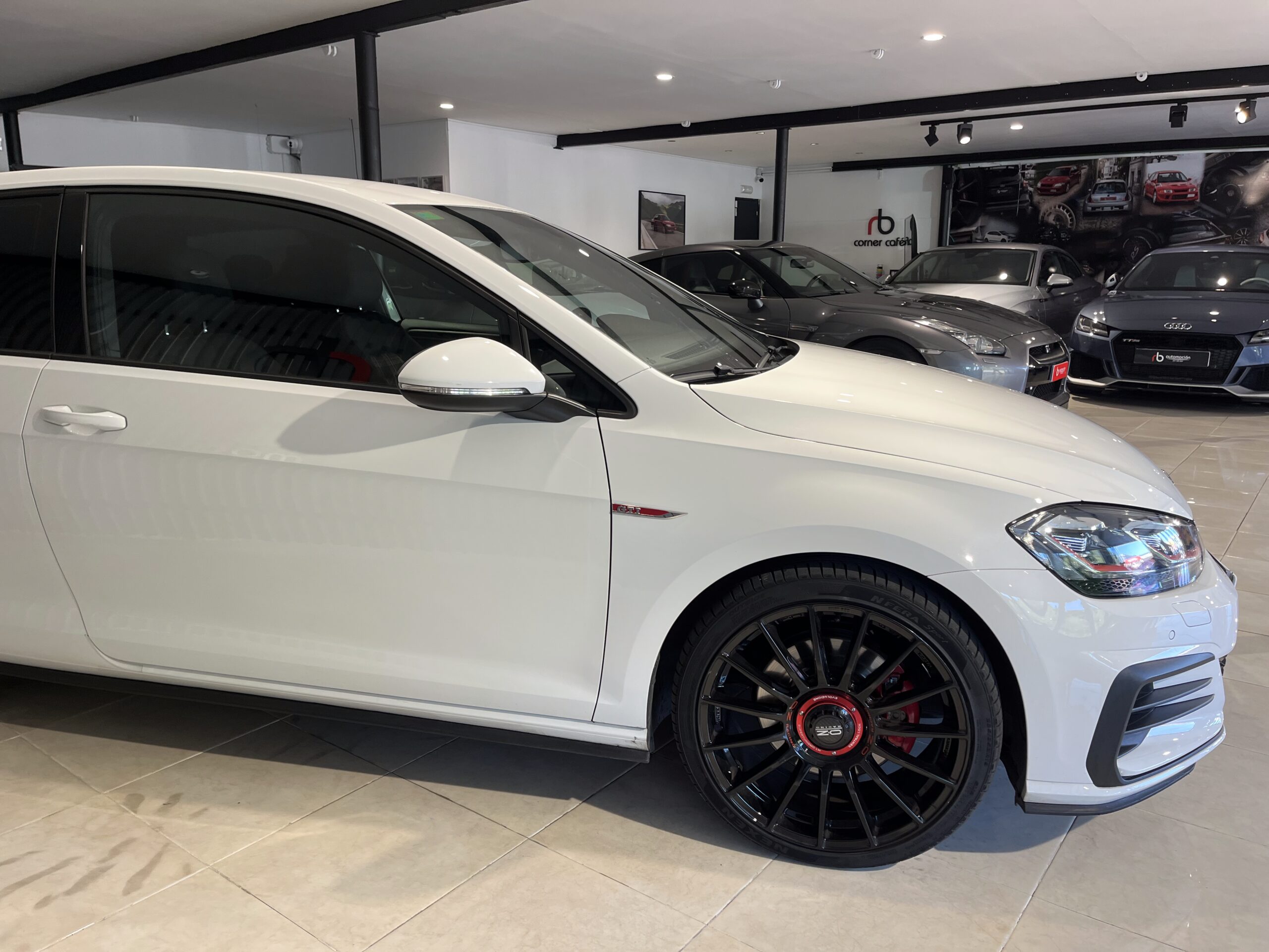 Volkswagen Gti 7.5 230cv