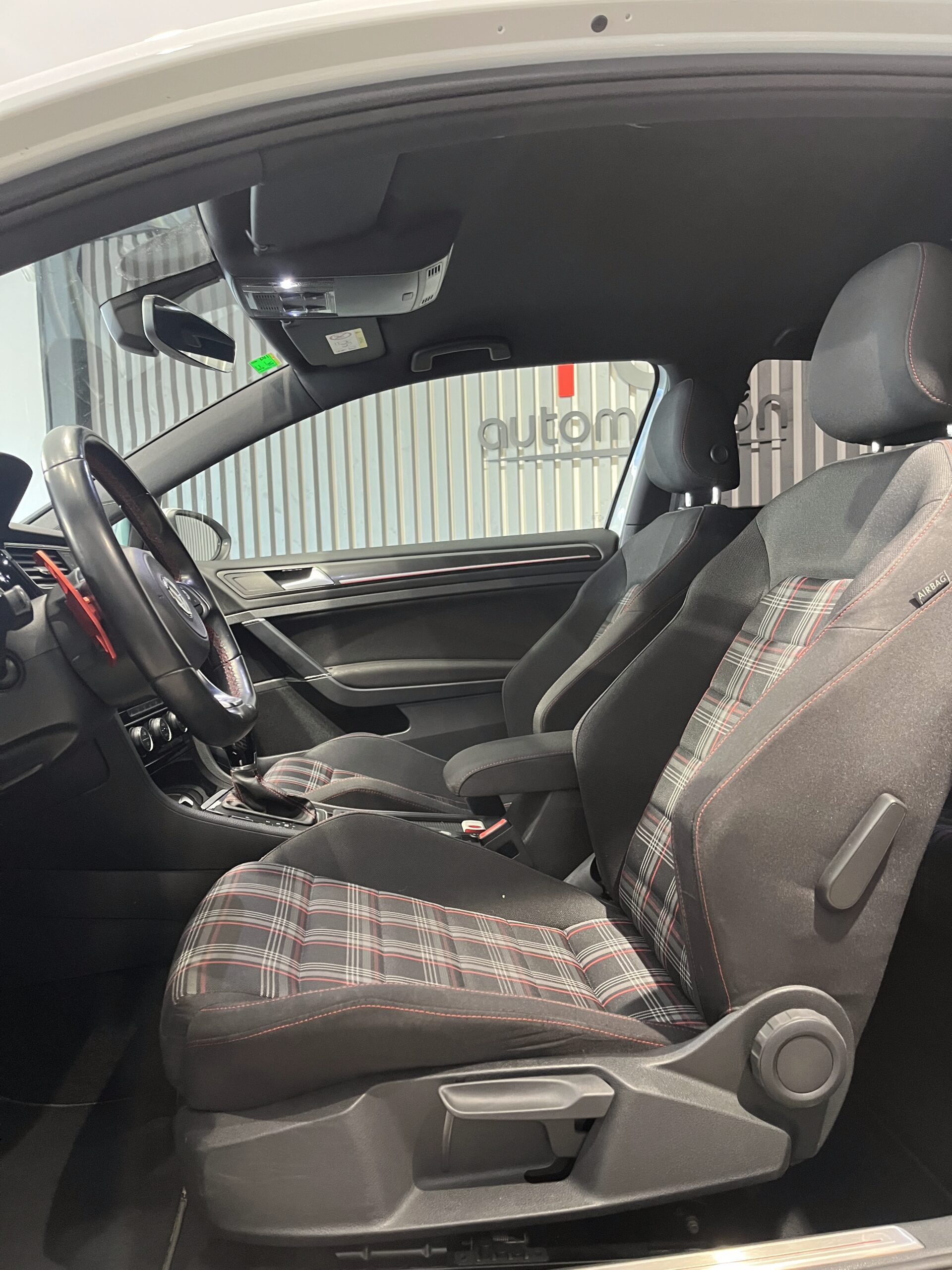 Volkswagen Gti 7.5 230cv